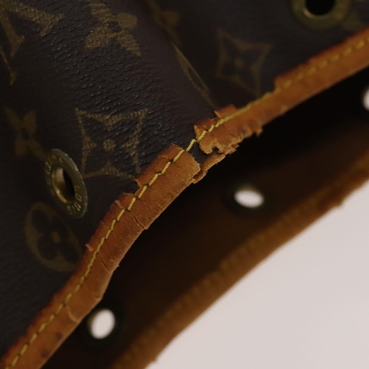 Louis Vuitton LOUIS VUITTON Monogram Noe Shoulder Bag M42224 Size ONE SIZE - 7 Thumbnail