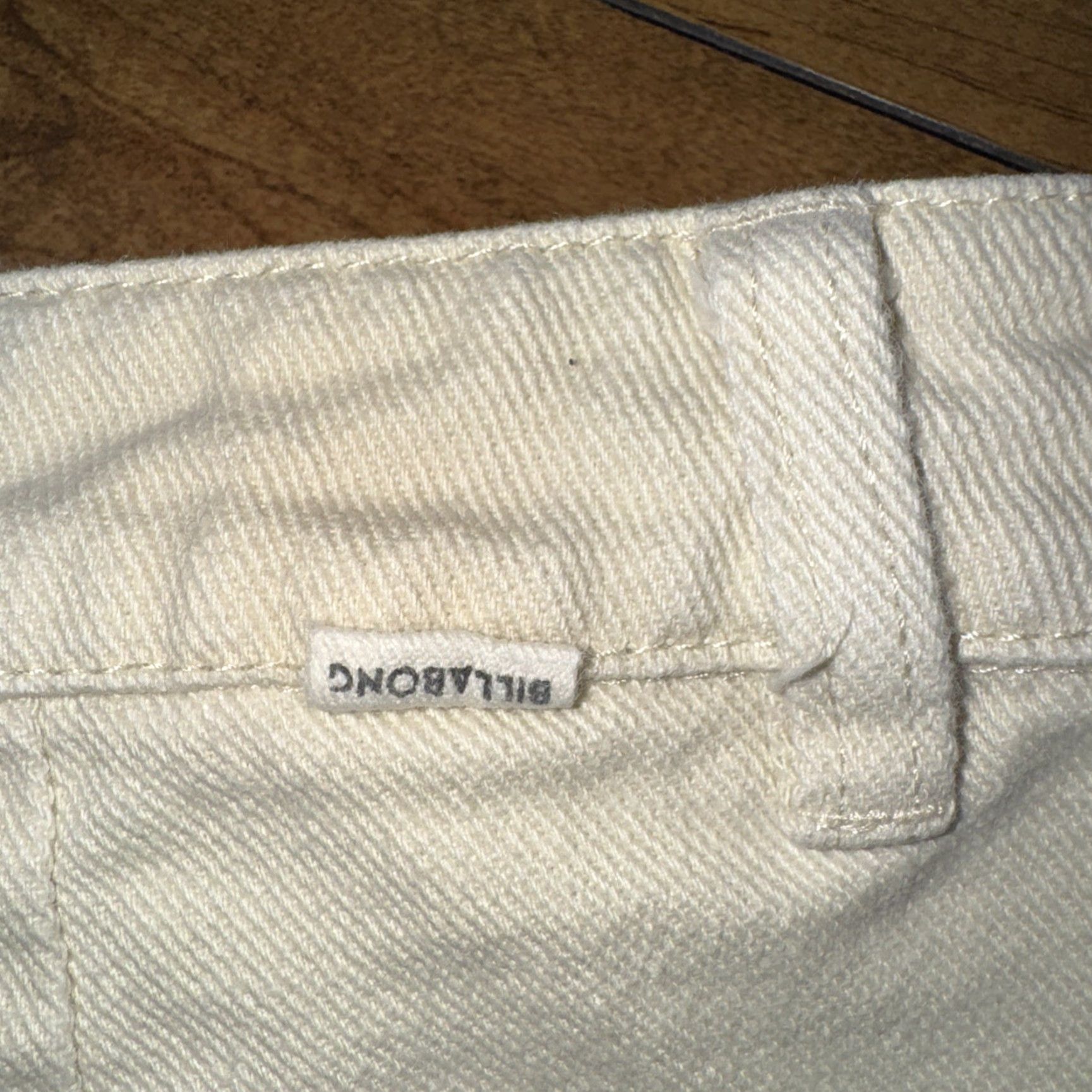 Billabong VINTAGE Billabong Carpenter Workwear Cargo Pants Men’s 28x32 Ivory Cream Cargo Workwear 90s Skater Surfer Vintage Streetwear Mens Size US 28 / EU 44 - 3 Thumbnail