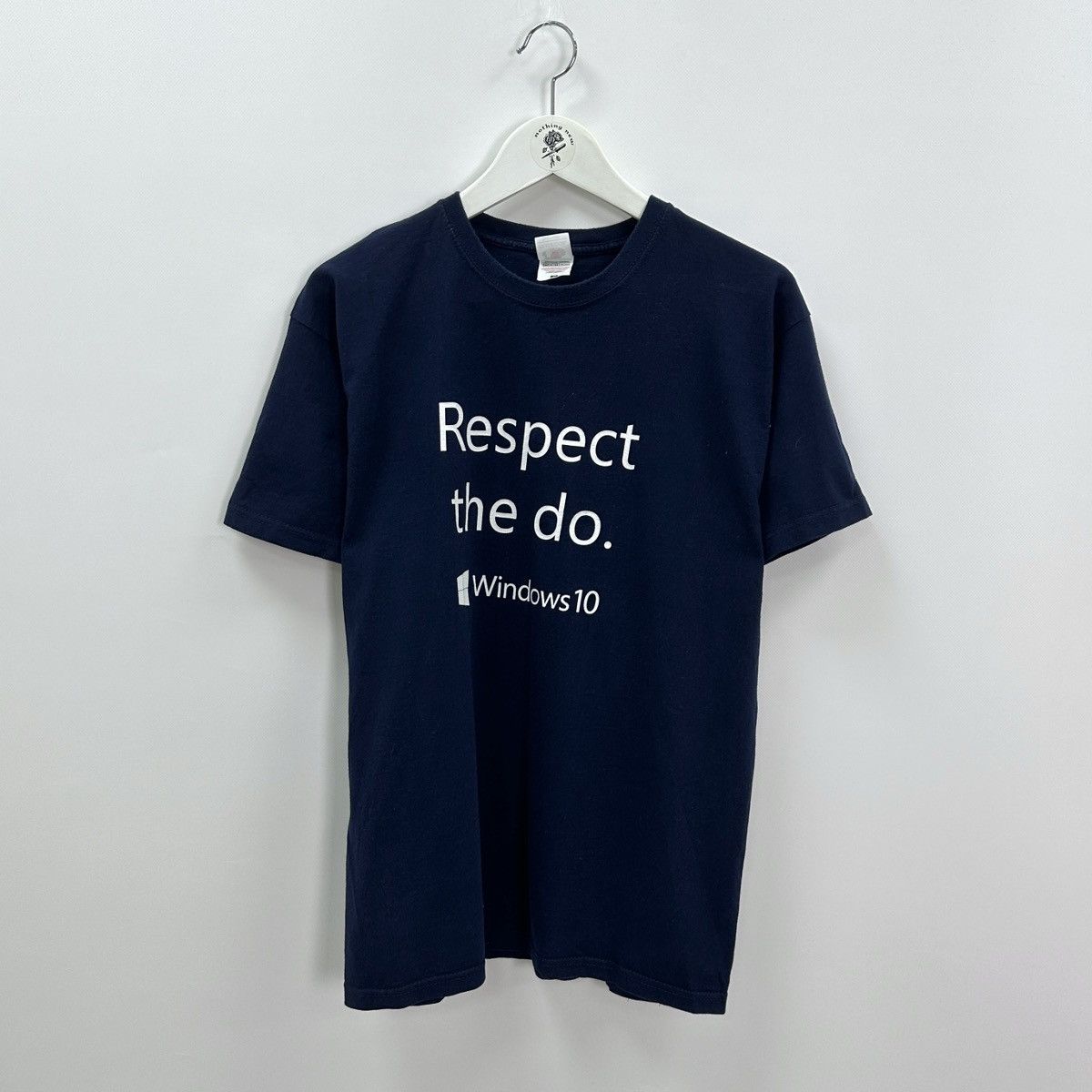 Microsoft Vintage 00s Windows 10 Respect do born to do tee Microsft Size US M / EU 48-50 / 2 - 1 Thumbnail