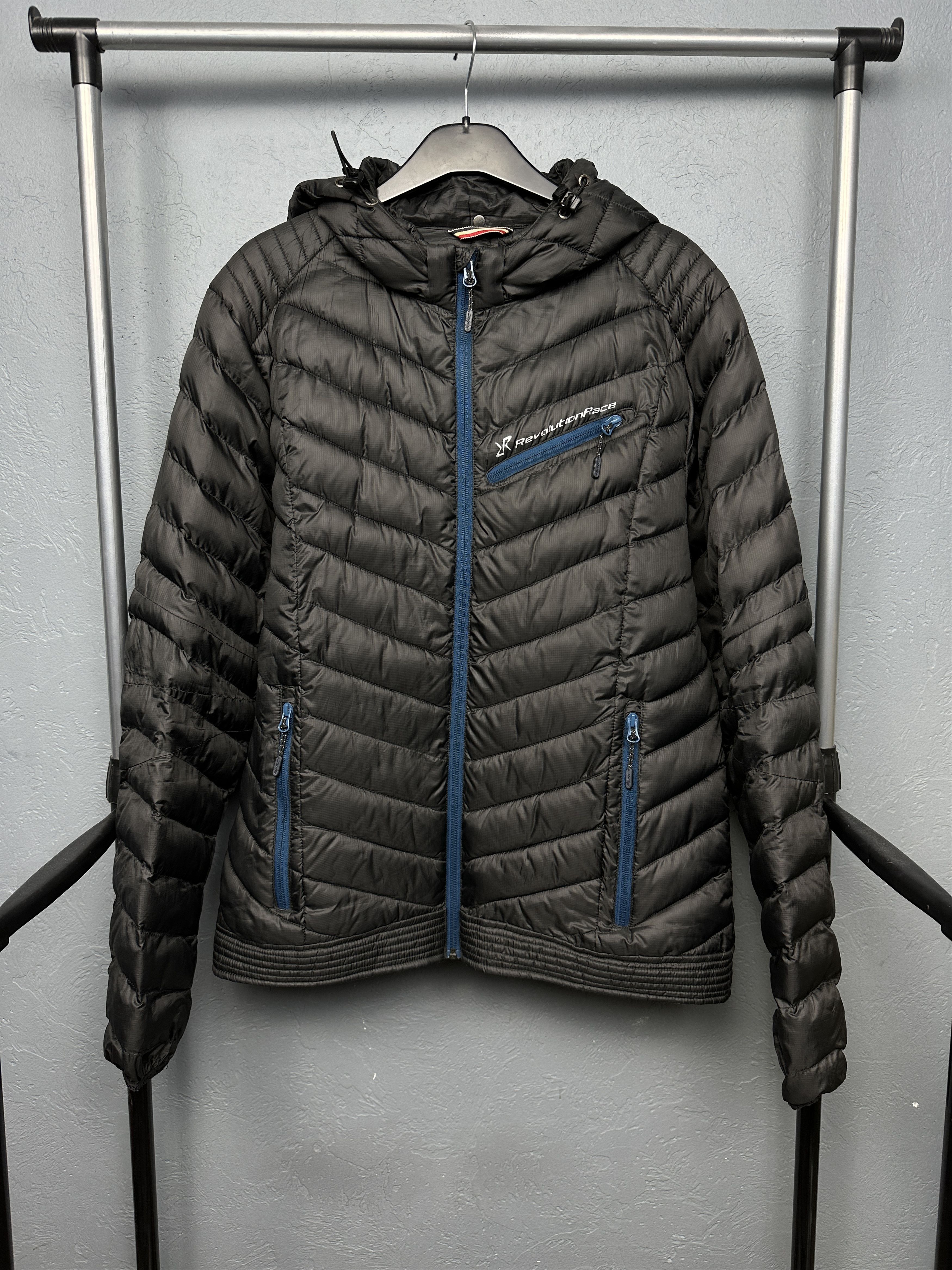 Goretex Revolution Race RVRC Mens Quilted Puffer Jacket Size US L / EU 52-54 / 3 - 1 Thumbnail