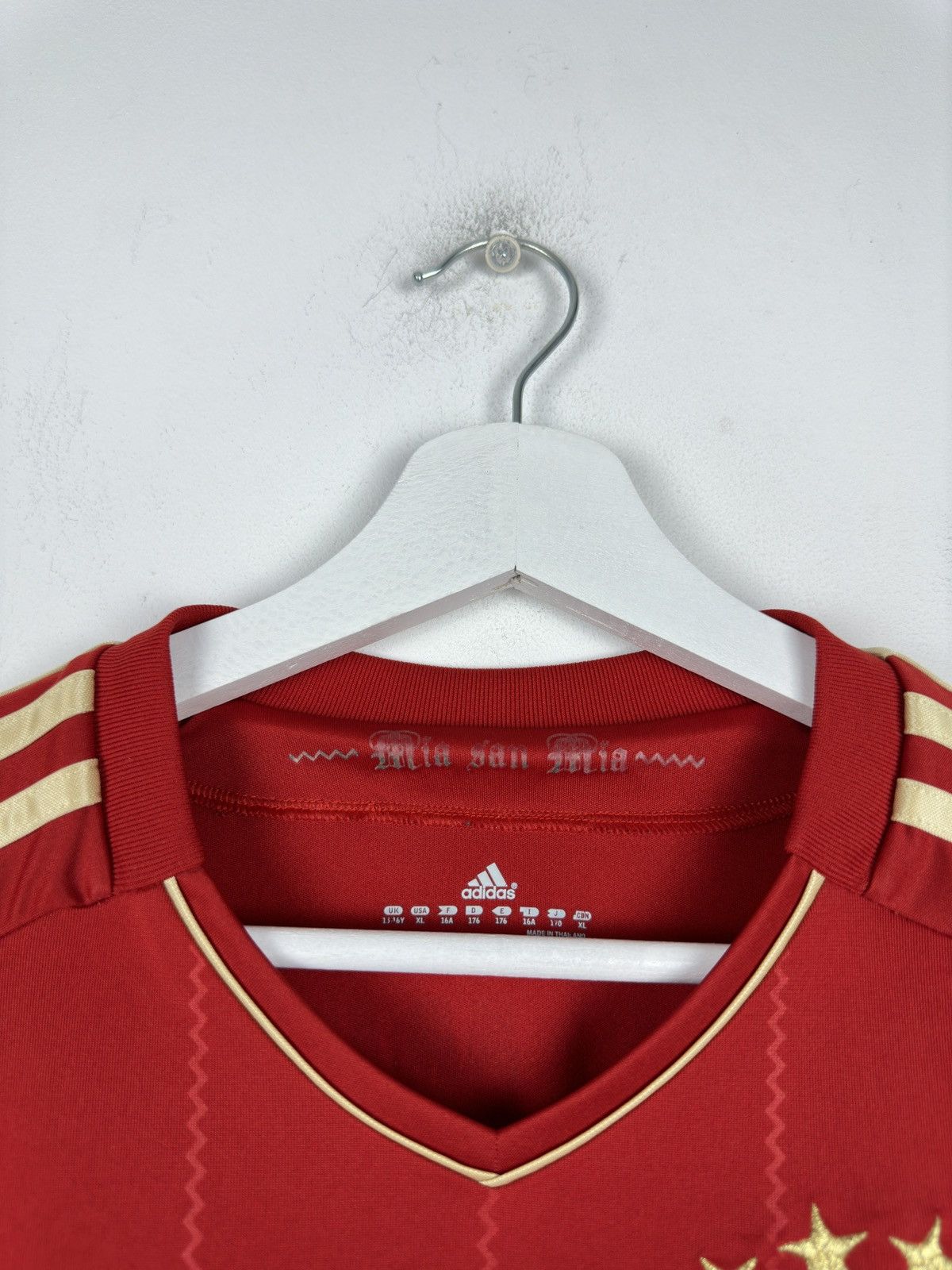 Adidas Bayern Munich 2012 Home Soccer Jersey Football Shirt Size US S / EU 44-46 / 1 - 5 Thumbnail