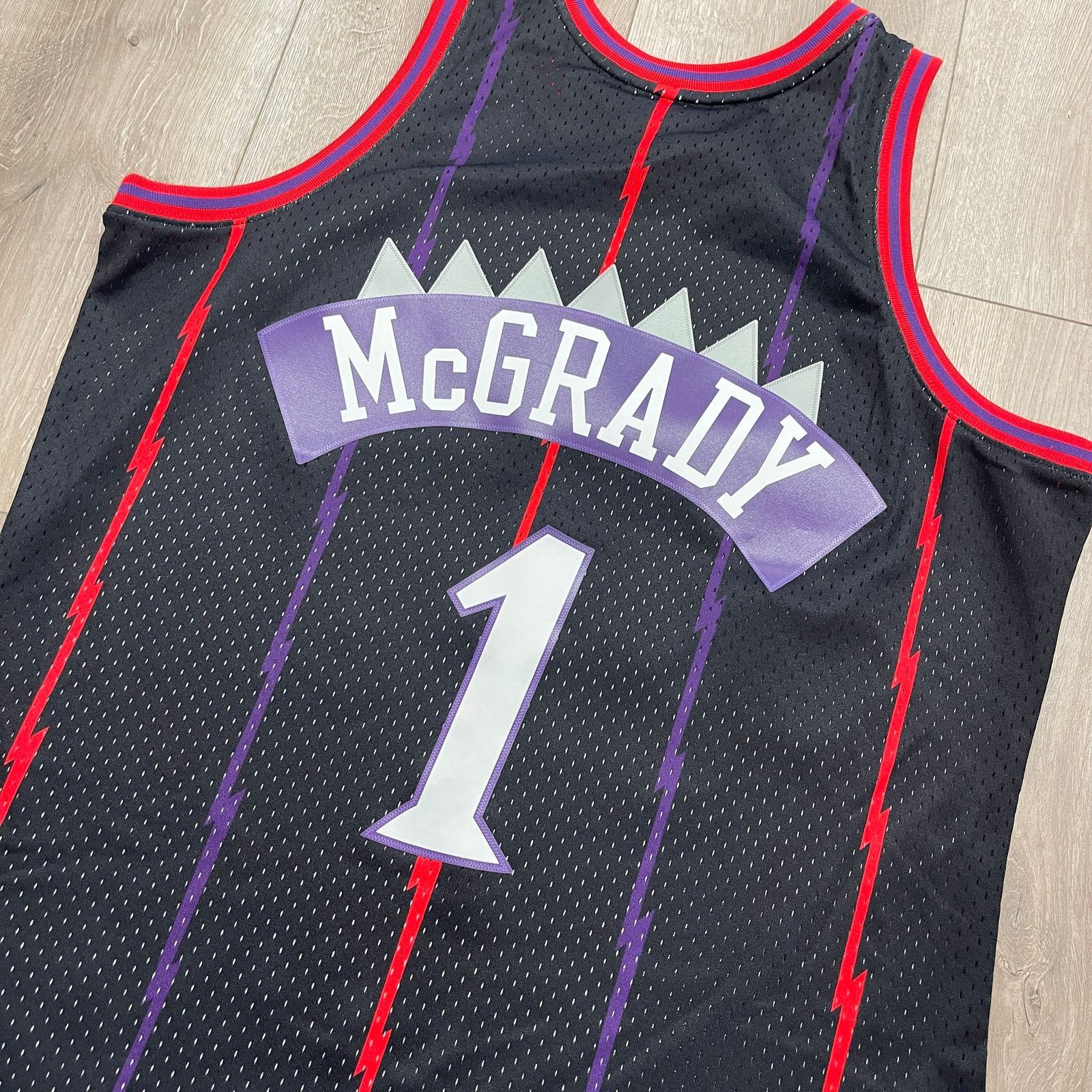 Mitchell & Ness Toronto Raptors McGrady Hardwood Classics jersey Large Size US L / EU 52-54 / 3 - 7 Thumbnail