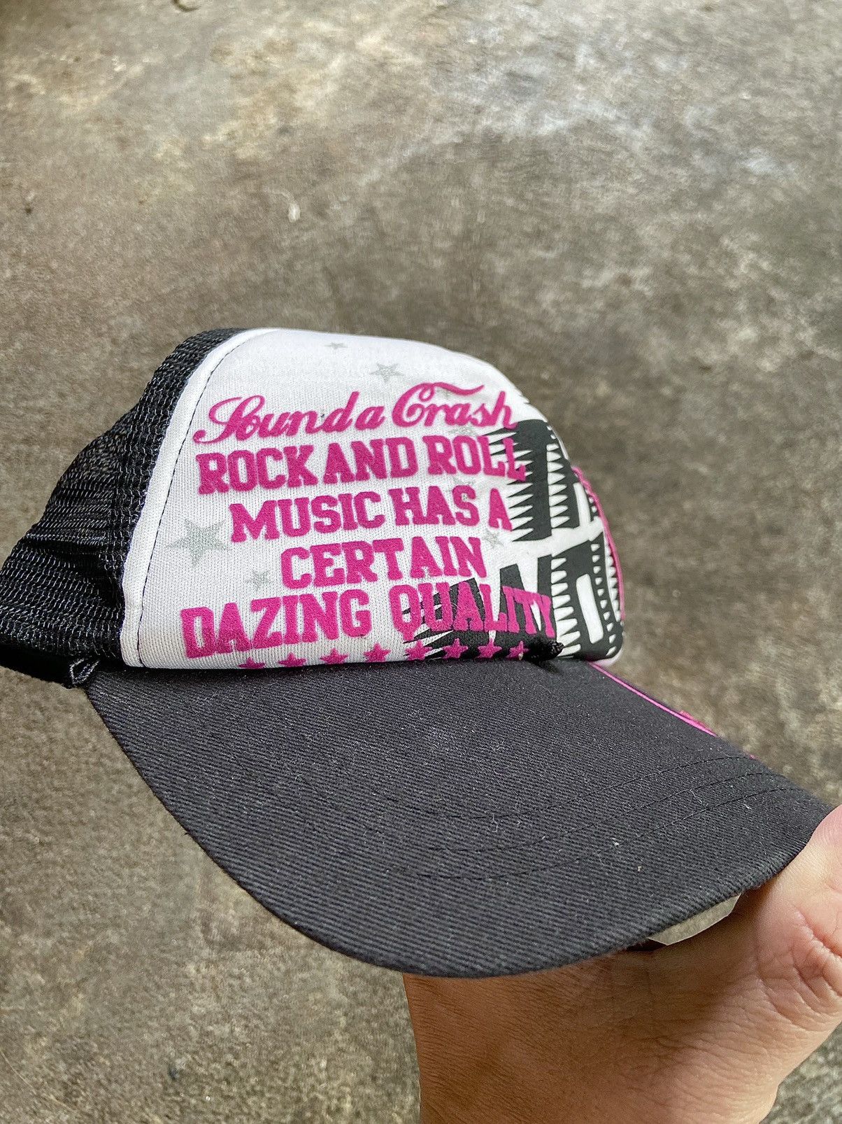 Japanese Brand ROCK & ROLL MUSIC HAS A CERTAIN DAZING QUALITY CAP Size ONE SIZE - 2 Thumbnail