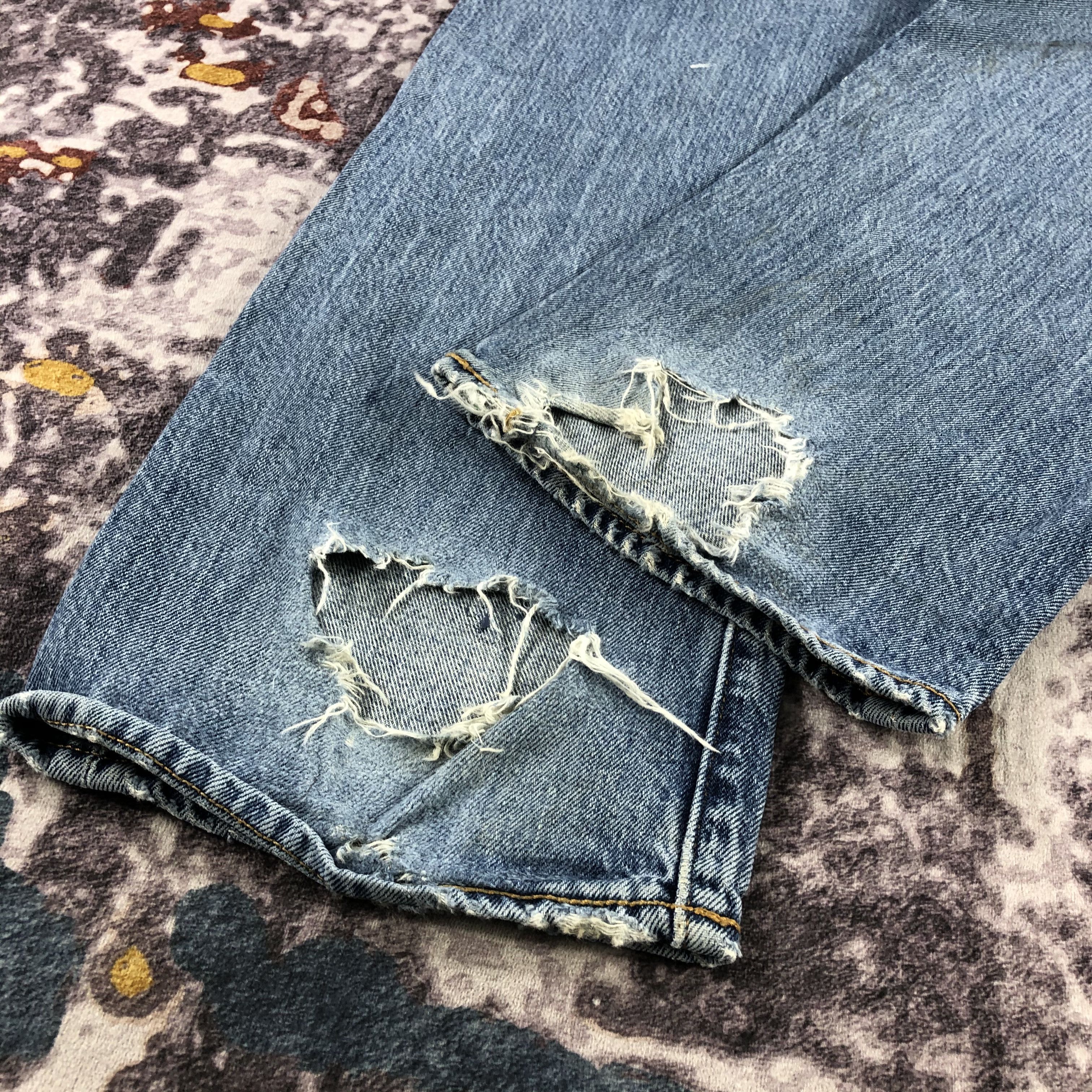 Levi's × Vintage Vintage Blue Wash Levis 501 Jeans-JM2862 Size US 34 / EU 50 - 4 Thumbnail