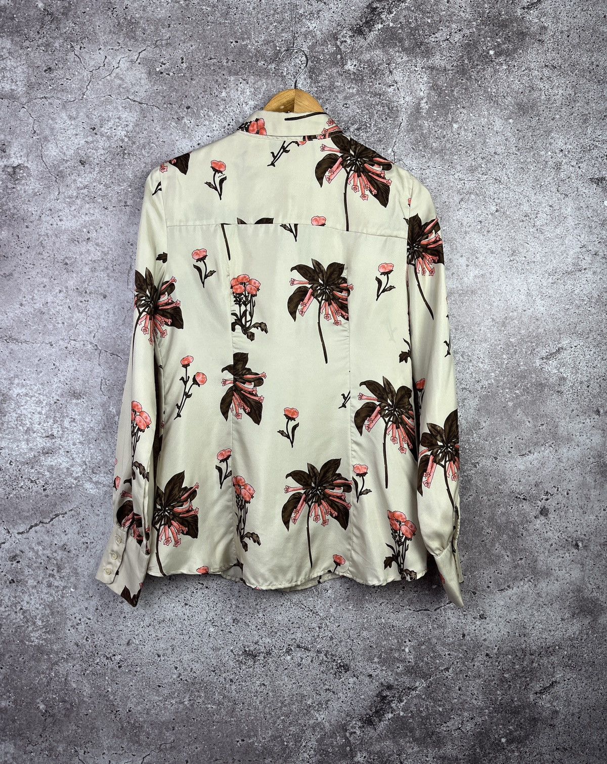 Prada Prada Milano Floral Silk Shirt Beige Size XL / US 12-14 / IT 48-50 - 2 Thumbnail