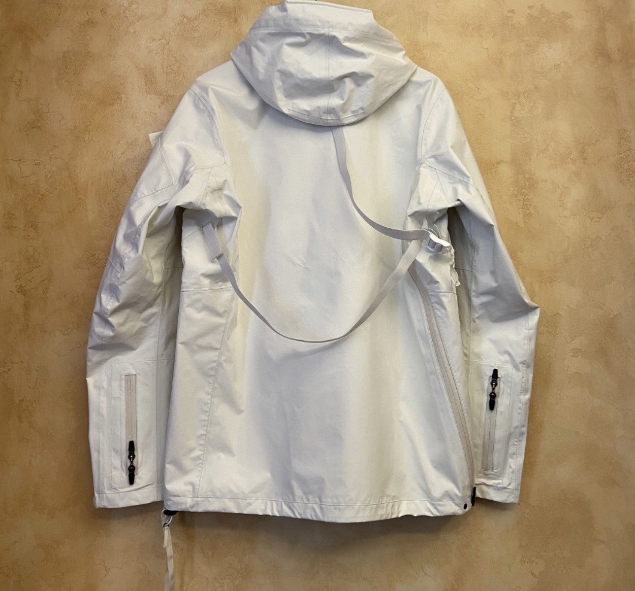 Acronym × Errolson Hugh Acronym J47TS GT Size US S / EU 44-46 / 1 - 11 Thumbnail