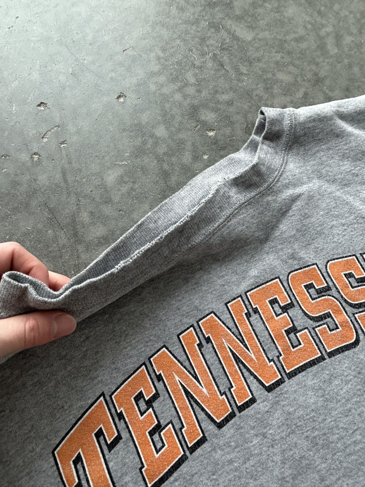 Adidas Vintage 90s Adidas University of Tennessee Sweatshirt Baggy Size US XXL / EU 58 / 5 - 3 Thumbnail