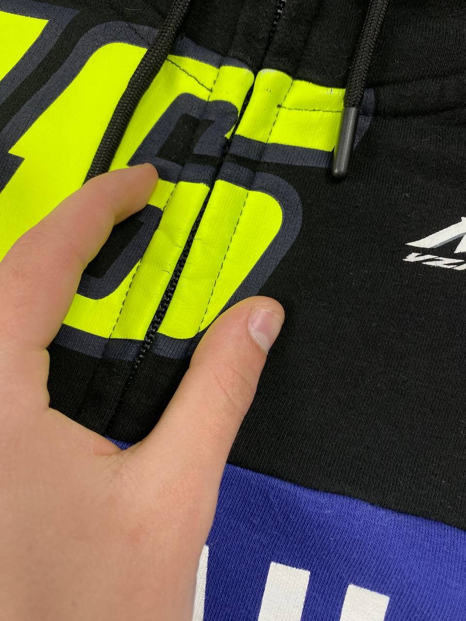 Yamaha Vintage Yamaha Factory Racing Valentino Rossi Zip Hoodie Size US XL / EU 56 / 4 - 6 Thumbnail