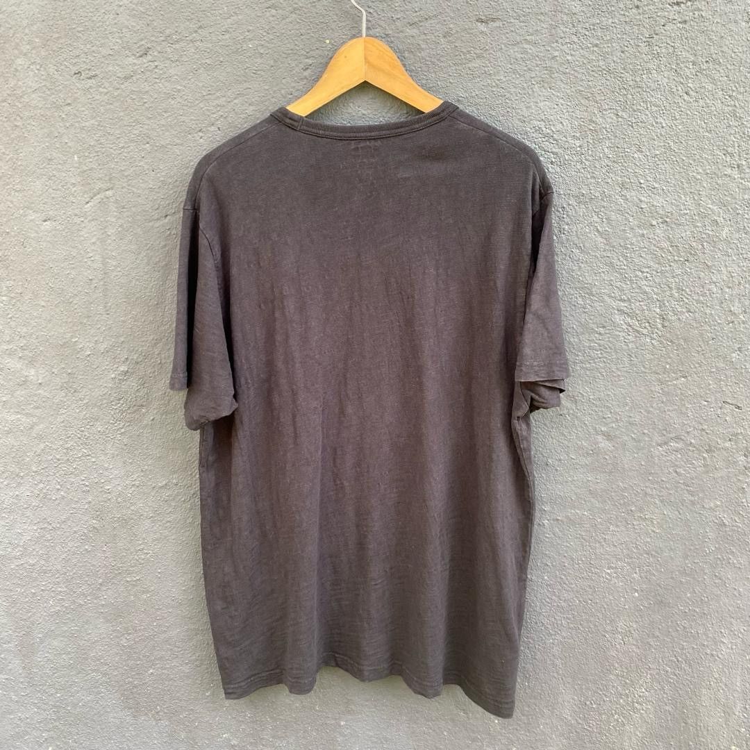 Other Faded Omotenashi Wagashi X Uniqlo Japanese Brand Tee Size US XL / EU 56 / 4 - 3 Thumbnail