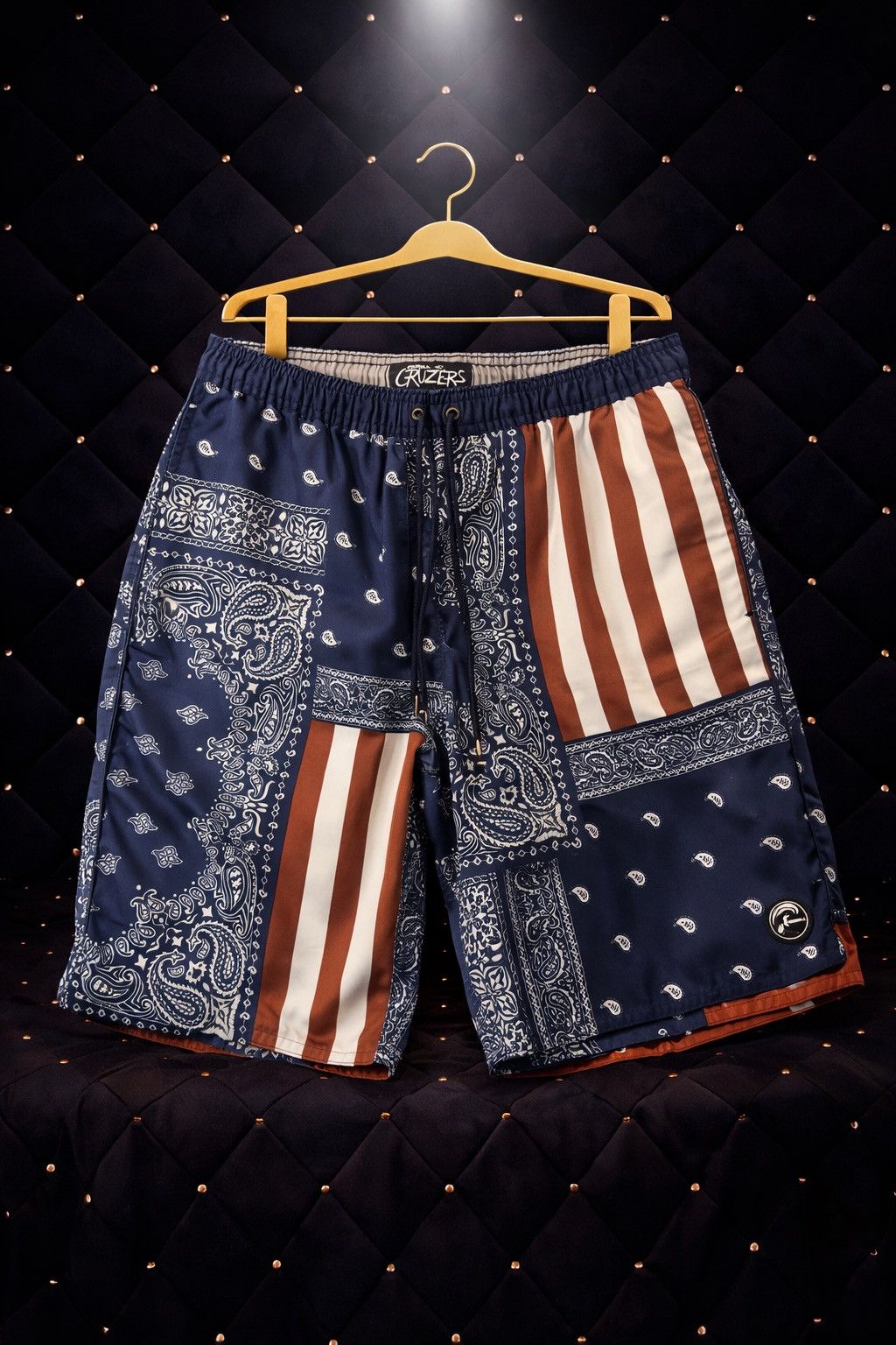Other BANDANA PAISLEY AMERICAN FLAG PRINT SHORTS Size US 32 / EU 48 - 1 Preview