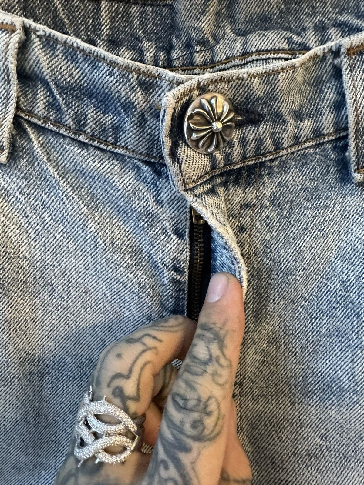 Chrome Hearts Chrome Hearts Chetah Leopard levi cross patch jeans blue Size US 34 / EU 50 - 6 Thumbnail