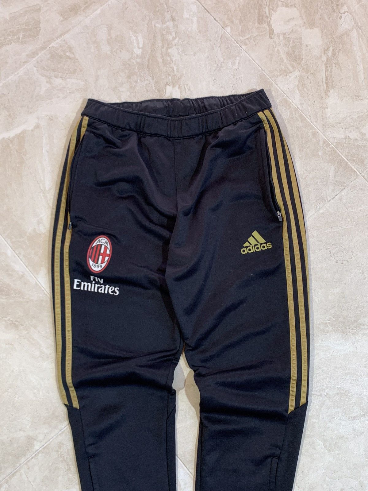 ウォーキング・ランニングウェア archive adidas Milan track pants y2k Adidas Track Pants Y2K Black Striped Joggers Gym Jogging