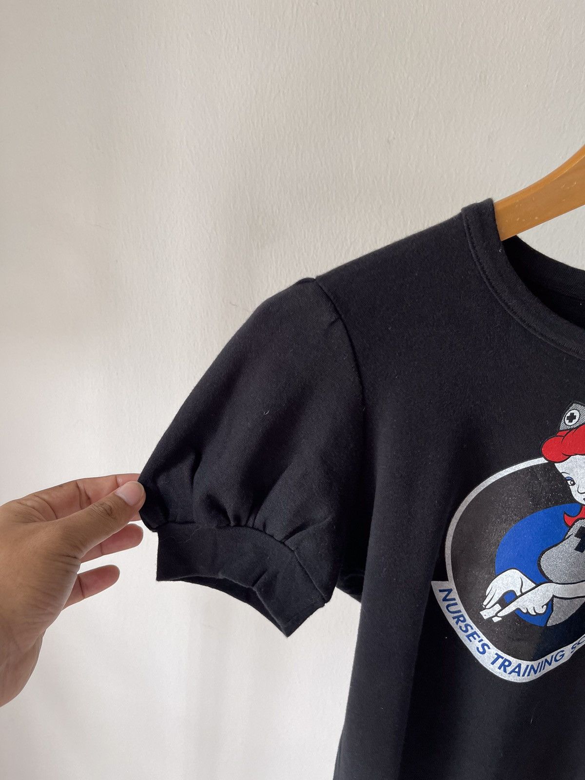 20471120 2000s Milk ‘Nurse Traning School’ Tee A2 Size S / US 4 / IT 40 - 5 Thumbnail