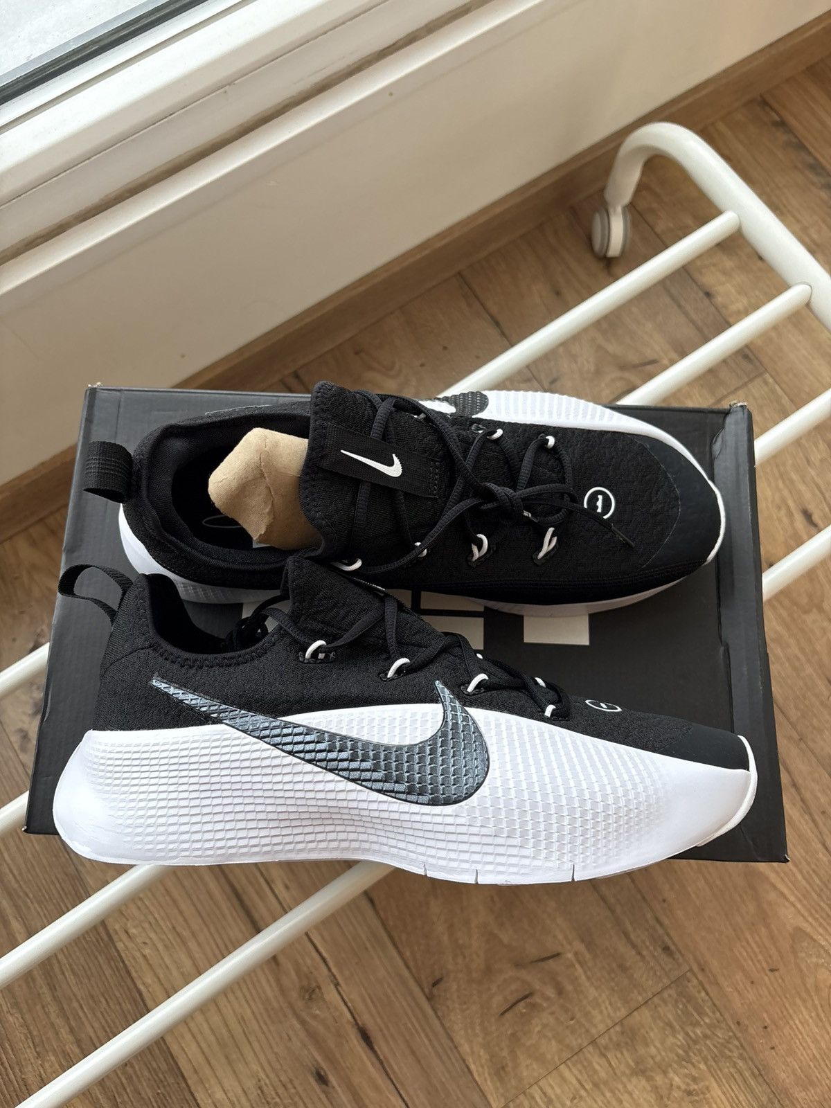 Jordan Brand Jordan Lebron TR 1 Size US 10.5 / EU 43-44 - 2 Thumbnail