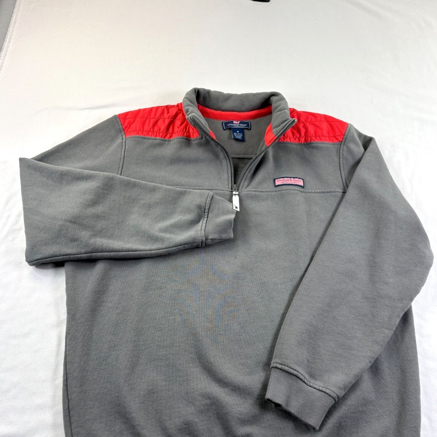 Vineyard Vines Vineyard Vines Sweater Mens M Gray 1/4 Zip Pullover Preppy Mock Neck 1/4 Zip Casual Logo Pullover Mens M Gray Vineyard Vines Sweater Size US M / EU 48-50 / 2 - 3 Thumbnail
