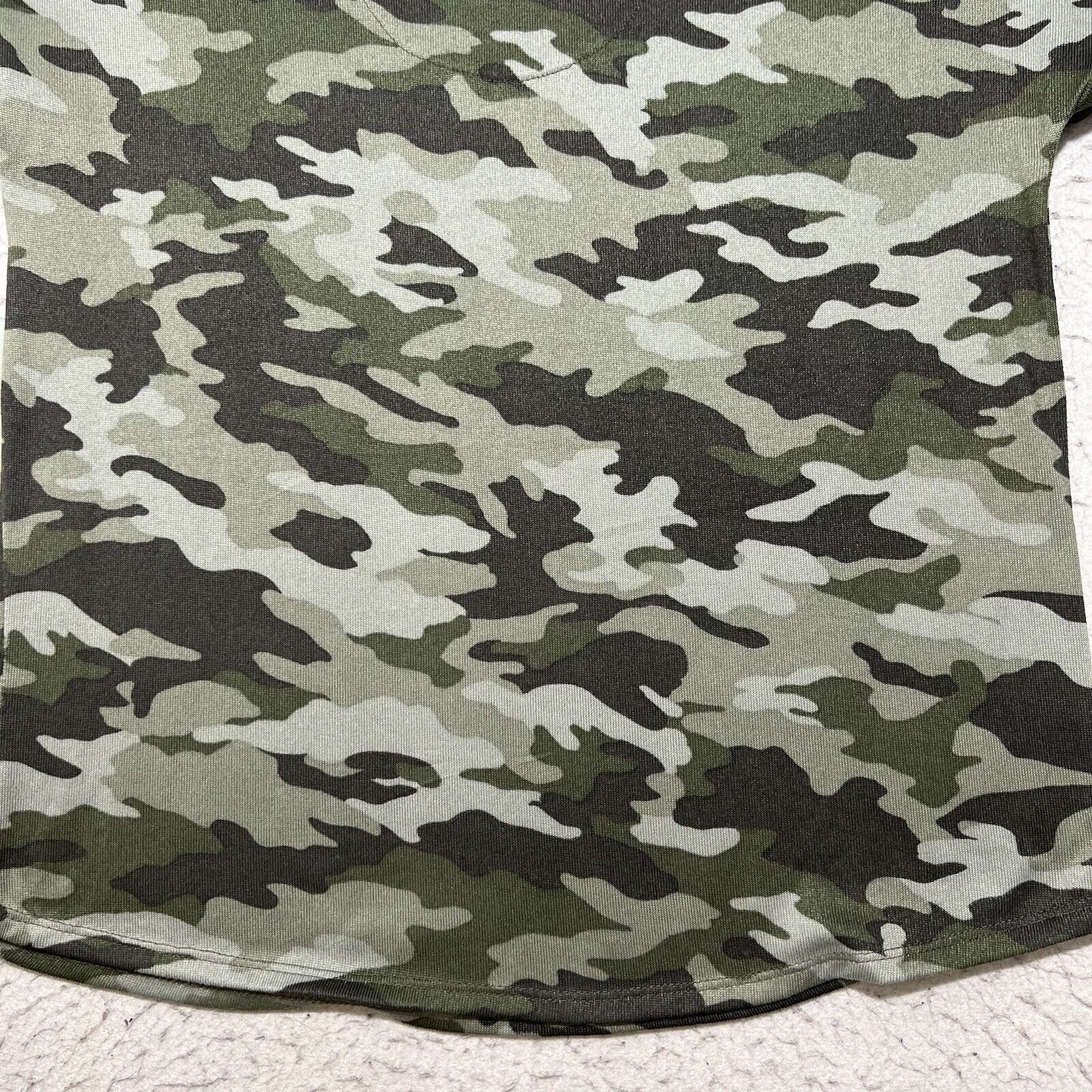 Lucky Brand Lucky Brand Super Soft Camo Green T Shirt Top Size L / US 10 / IT 46 - 11 Thumbnail