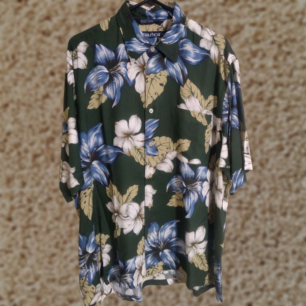 Nautica VINTAGE Nautica Shirt Large Green Floral Rayon S/S Button Down Hawaiian Men's Size US L / EU 52-54 / 3 - 1 Thumbnail