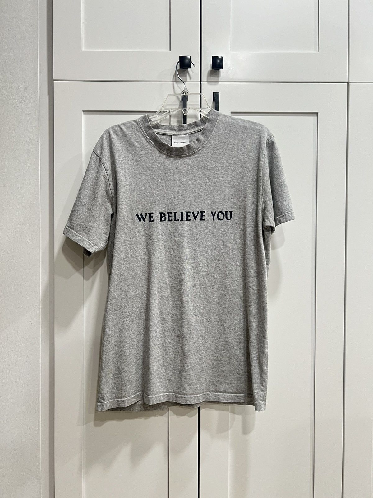 Resort Corps Resort Corps Tee ‘We Believe you’ Size US M / EU 48-50 / 2 - 1 Thumbnail