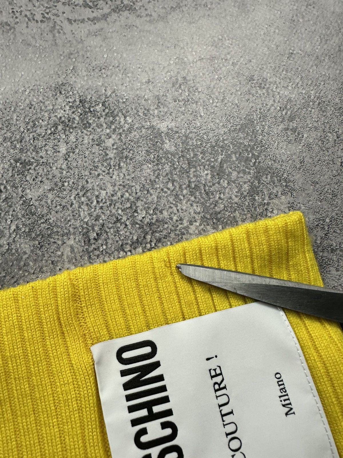 Moschino Moschino Couture Wool Ribbed Scarf Neckwarm Made in Italy Size ONE SIZE - 14 Thumbnail
