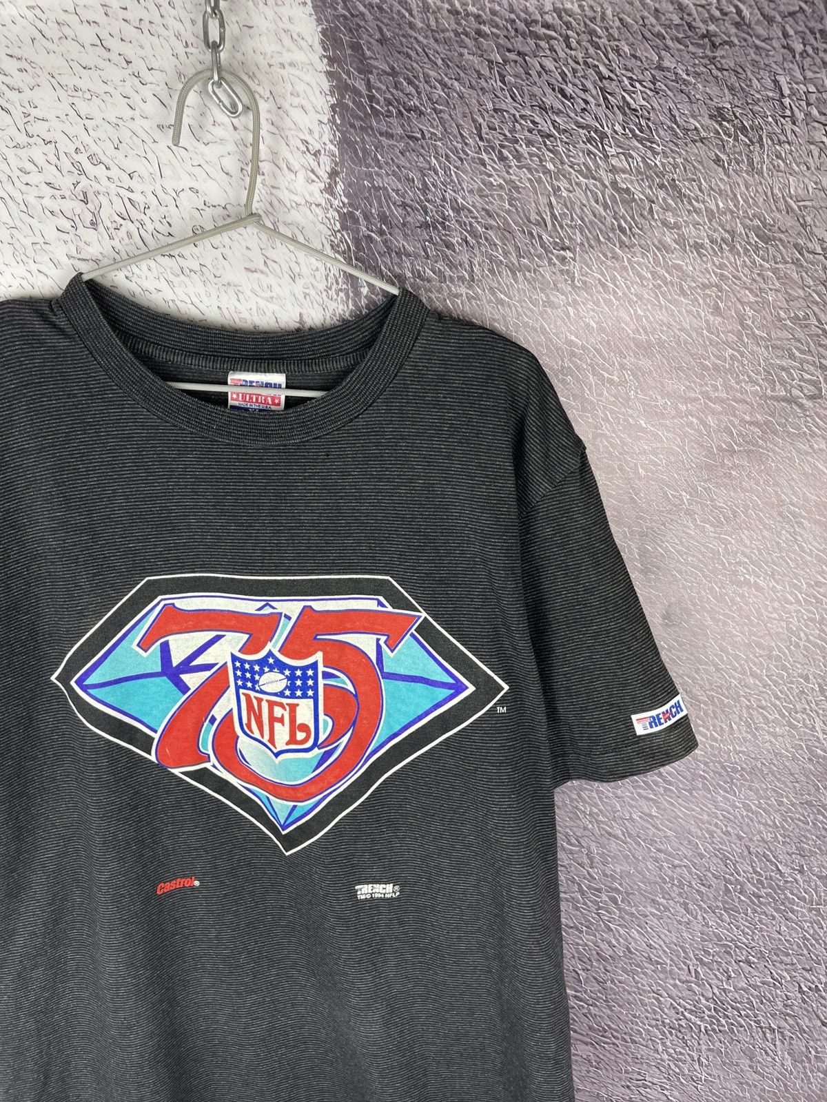 NFL Trench 1994 NFL 75 vintage castrol single stitch USA tee Size US XL / EU 56 / 4 - 3 Thumbnail