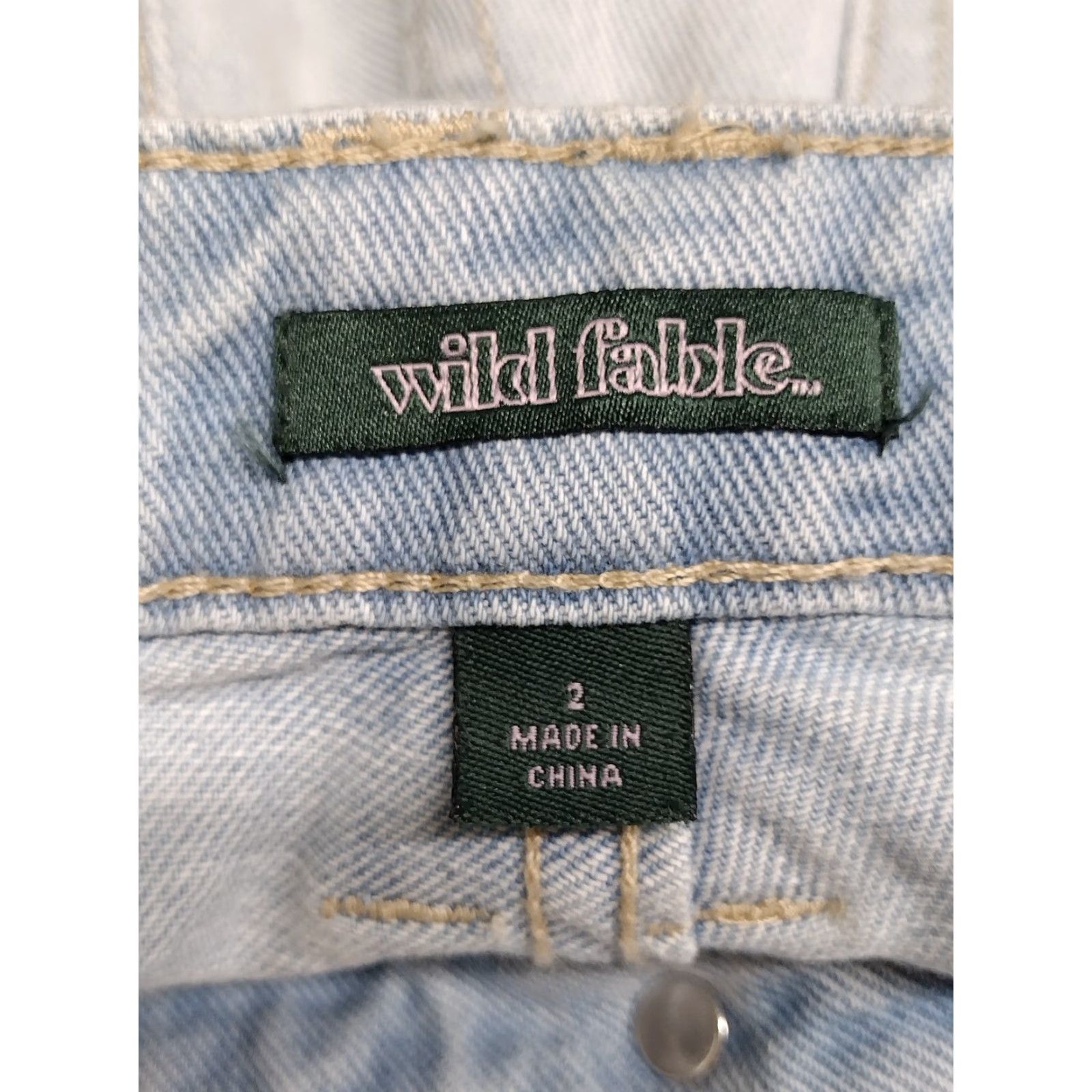 Vintage VINTAGE Wild Fable Highest Rise Denim Cropped Shorts Blue 2 28 in Light Wash 90s Daisy Pocket Womens Size 26" / US 2 / IT 38 - 5 Thumbnail