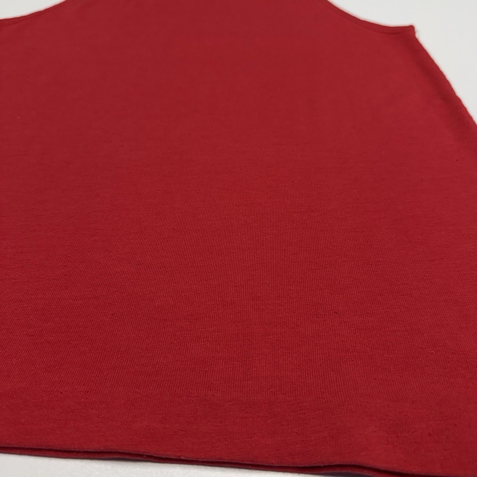 Vintage Vintage Monarch Knit Tank Top T Shirt Mens Small Red Sleevel Size US S / EU 44-46 / 1 - 9 Thumbnail