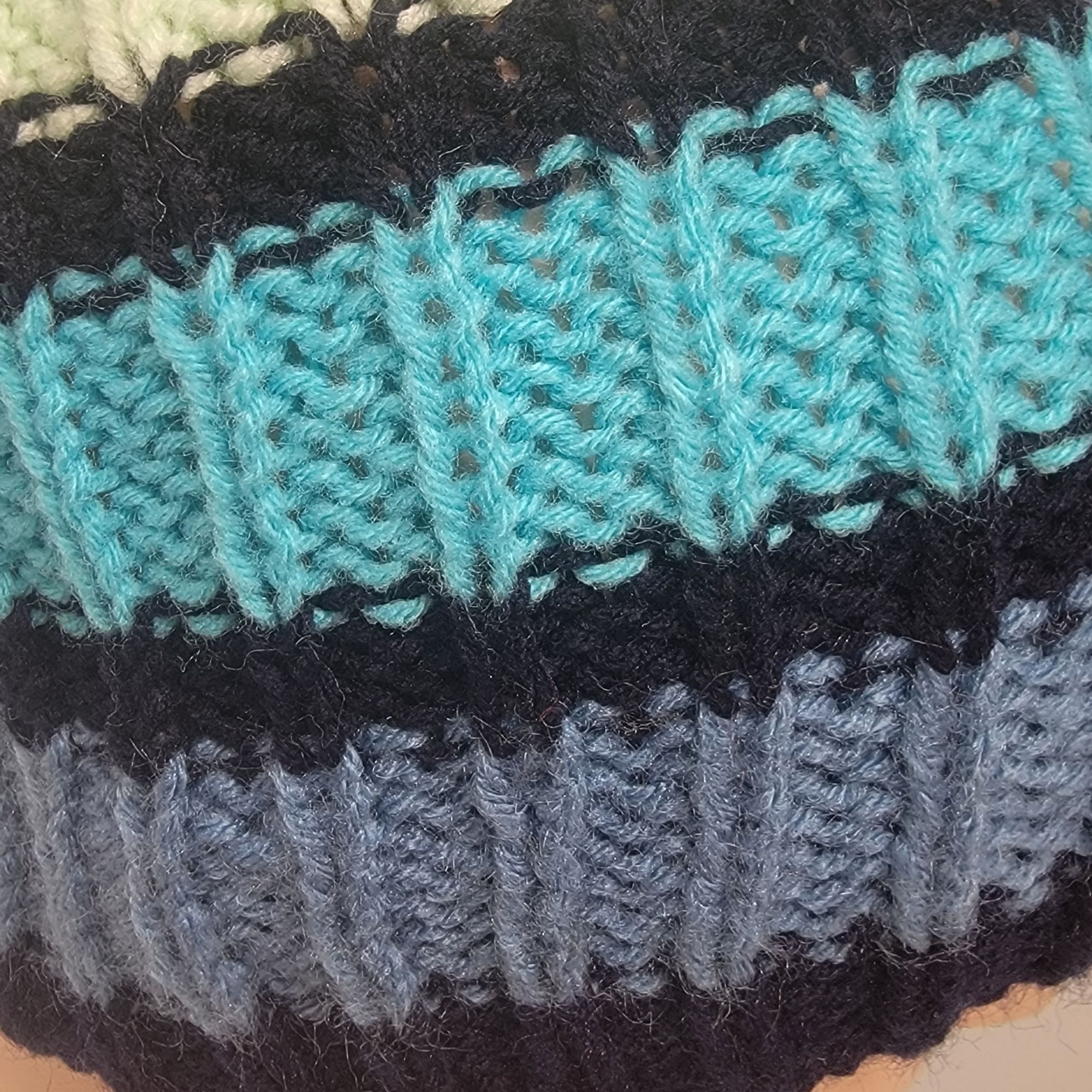 Other ⭐Oz Chunky Handmade Knit Hat Pom Pom Adult unisex Beanie hat Size ONE SIZE - 5 Thumbnail