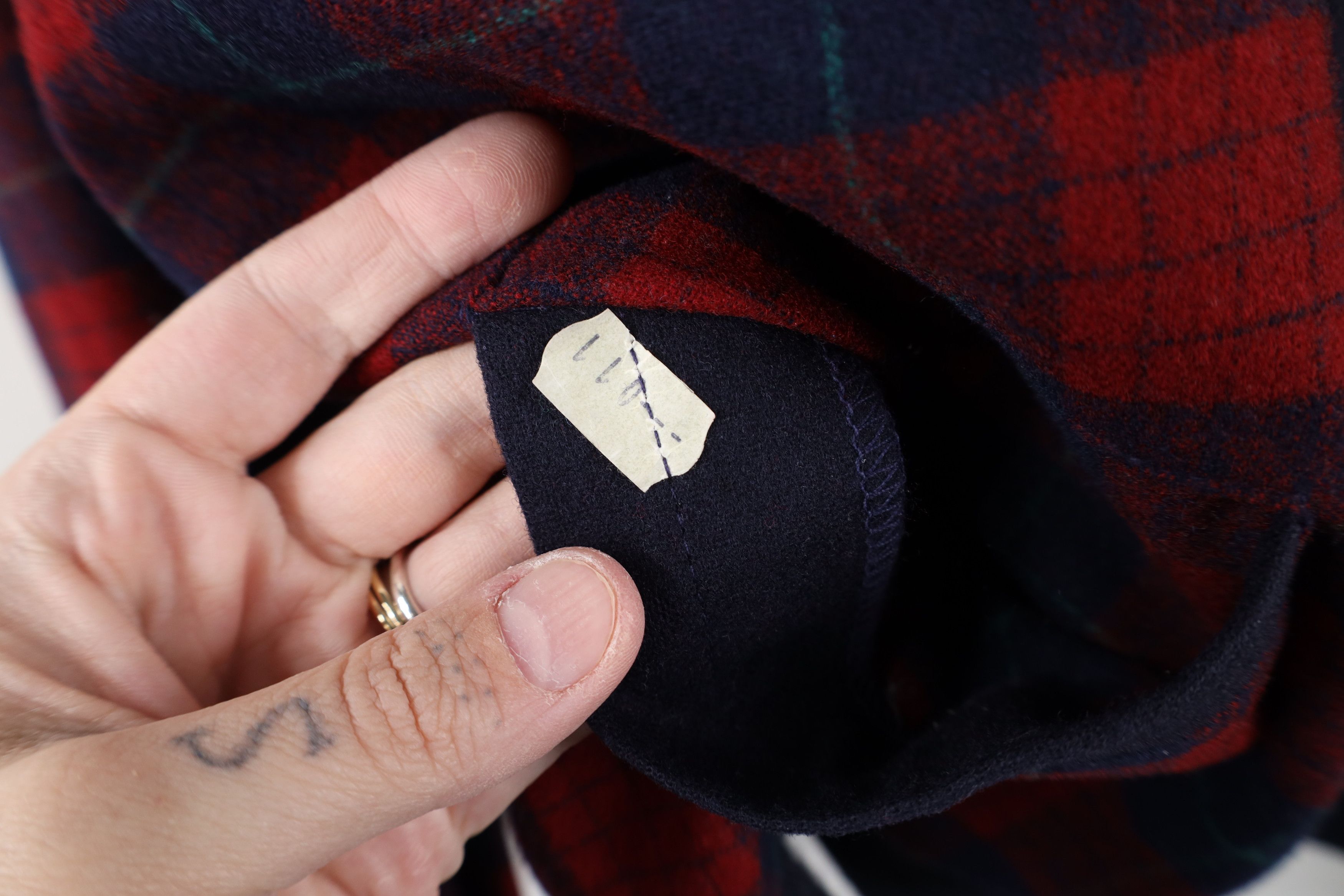 Pendleton Vintage 70s Pendleton Virgin Wool Cardigan Sweater Plaid USA Size US XL / EU 56 / 4 - 6 Thumbnail