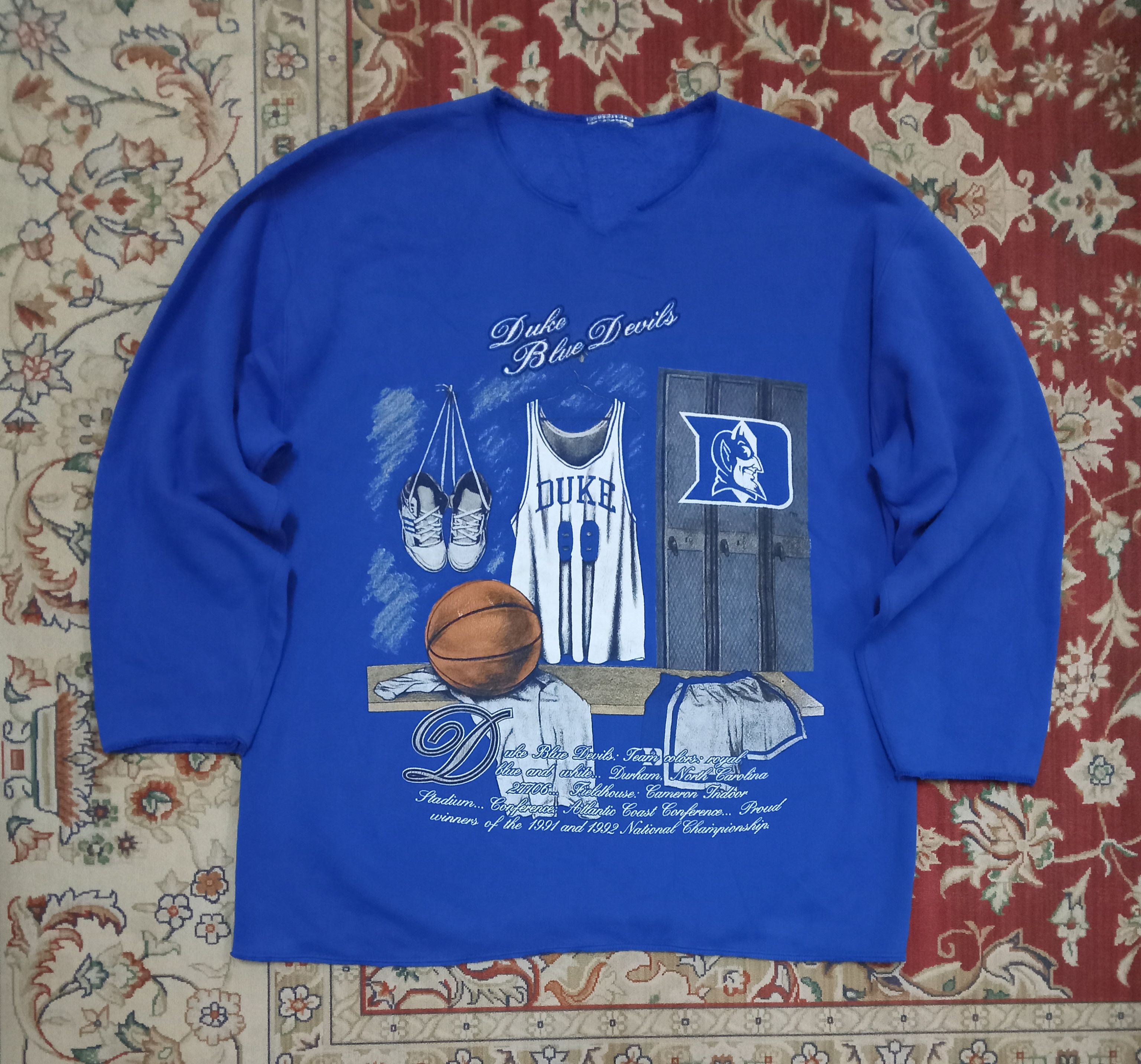 Vintage 90s Duke University Blue Devil Durham North Carolina 2024 Crewneck