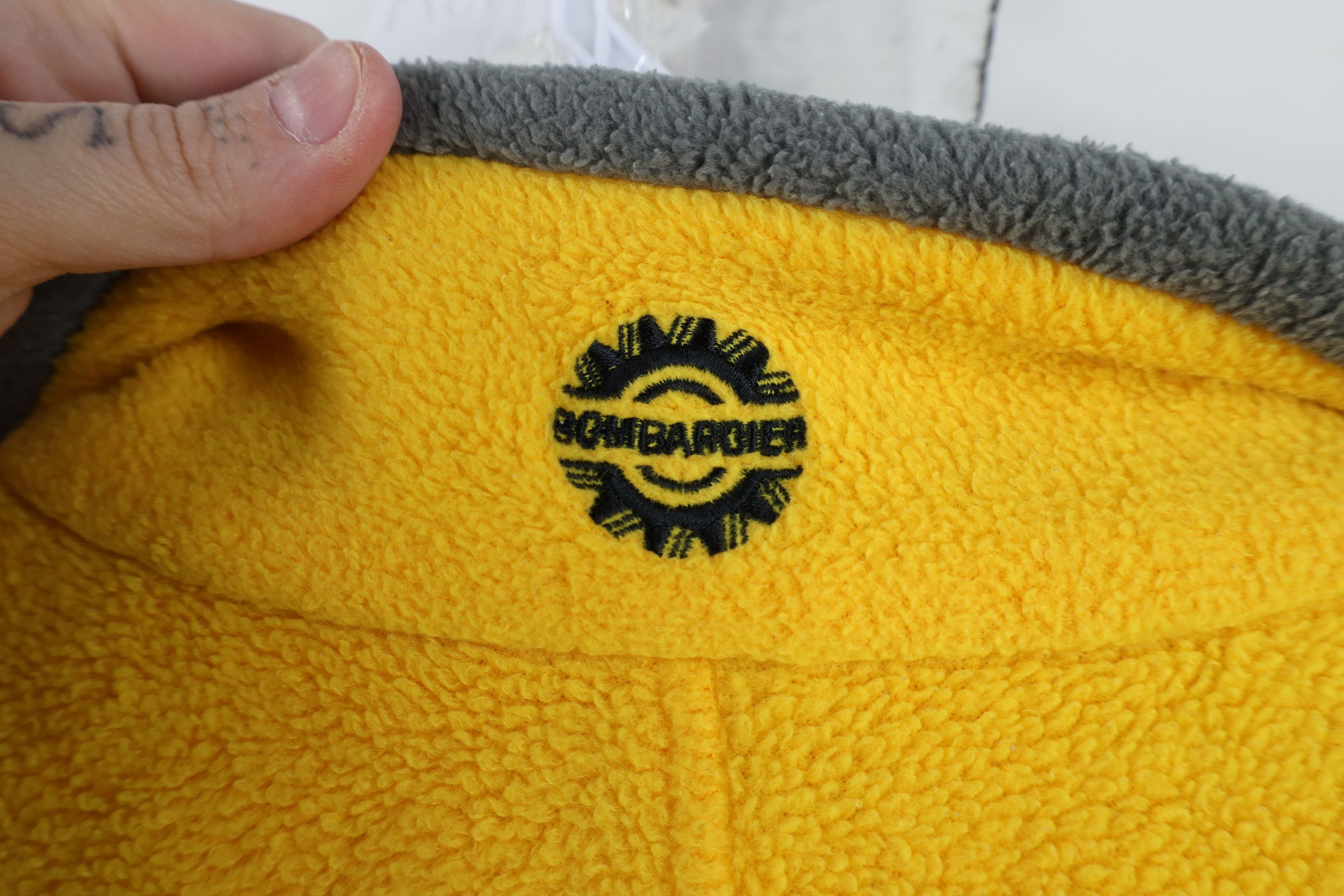 Vintage Vintage 90s Ski Doo Bombardier Racing Team Fleece Sweater Size US XL / EU 56 / 4 - 11 Thumbnail