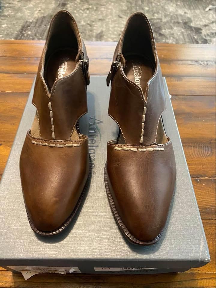 Designer Stylish Antelope Brown Wedge Heels with Zipper Closure 5.5 Size US 5.5 / IT 35.5 - 4 Thumbnail