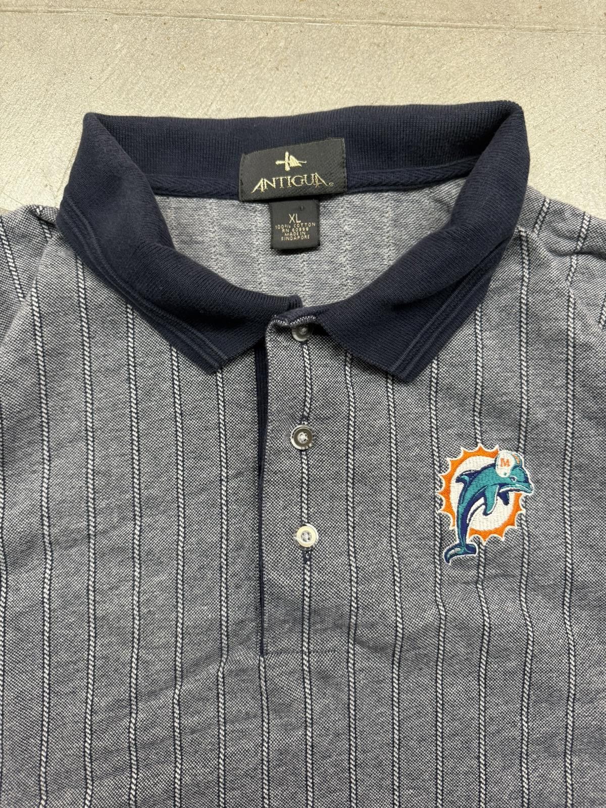 Antigua Vintage Antigua Miami Dolphins Embroidered Polo Shirt Size US XL / EU 56 / 4 - 3 Thumbnail