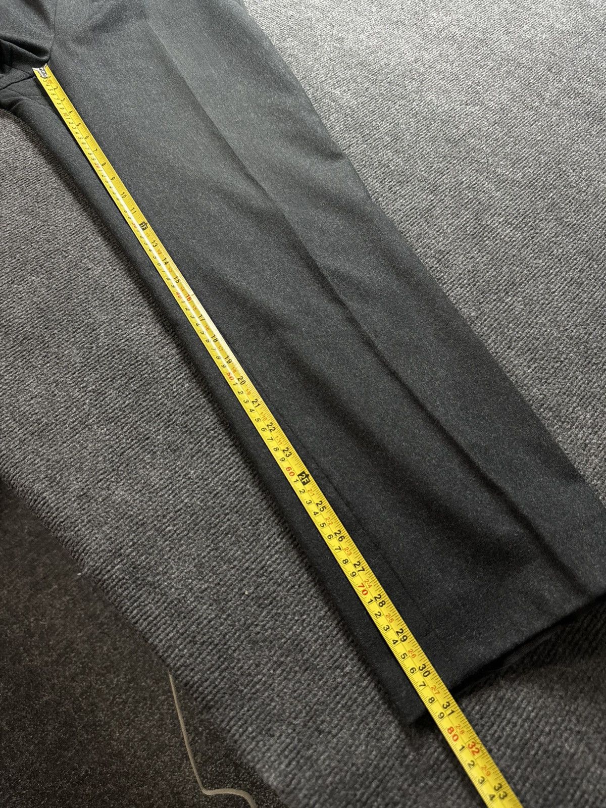 Hugo Boss Luxury Retro 00s Hugo Boss Straight Tailored Wool Trousers Size US 35 - 18 Thumbnail