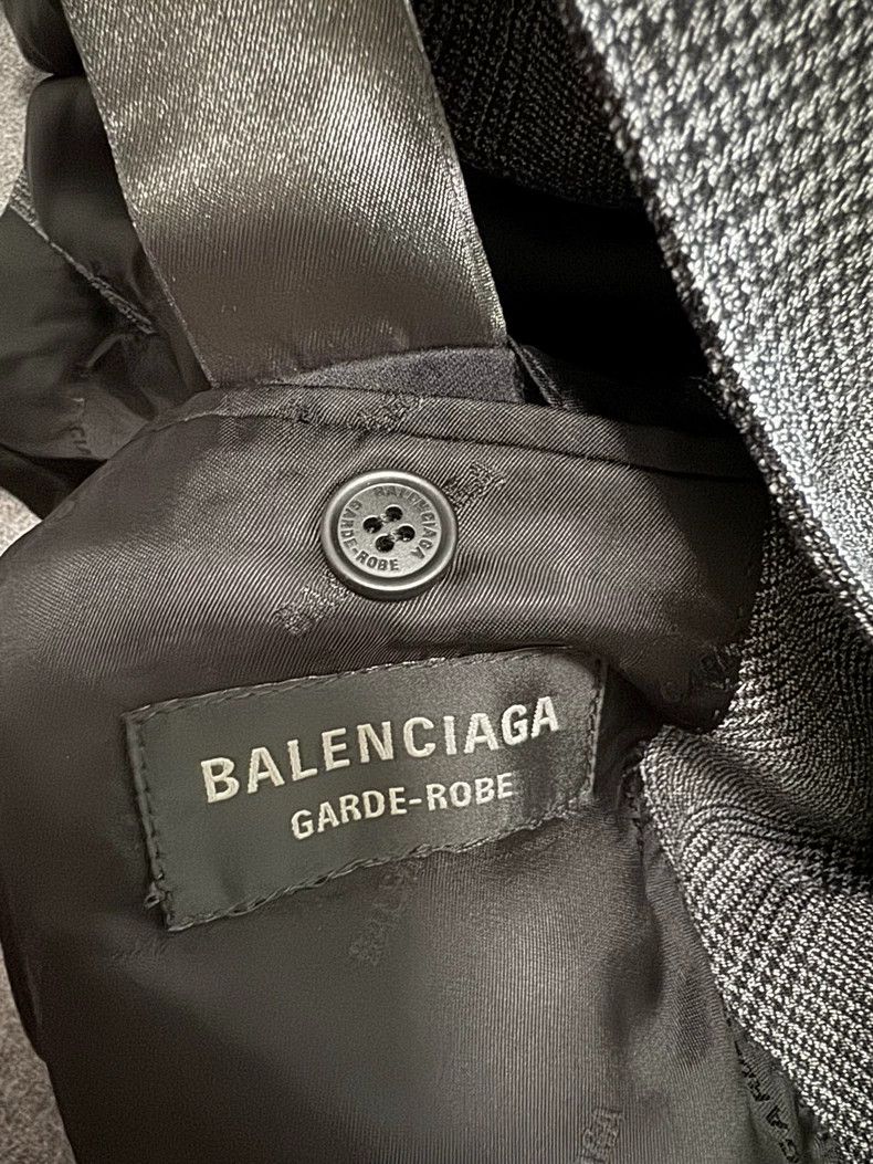 Balenciaga Balenciaga Inverted structure suit coat jacket Size US S / EU 44-46 / 1 - 3 Thumbnail