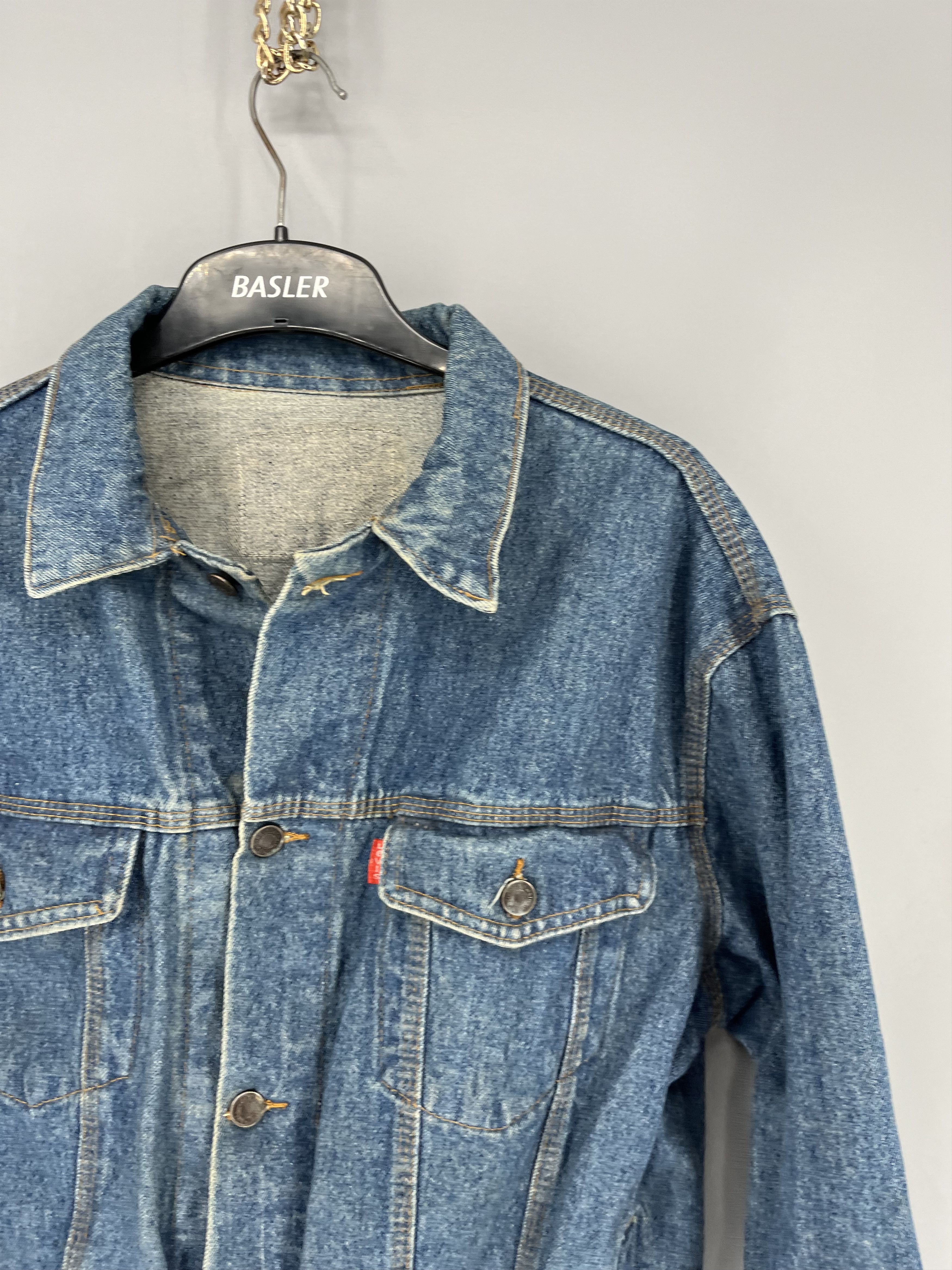 Levi's VINTAGE 40s 50s 60s 70s LEVIS TRUCKER DENIM JACKET Size US L / EU 52-54 / 3 - 6 Thumbnail