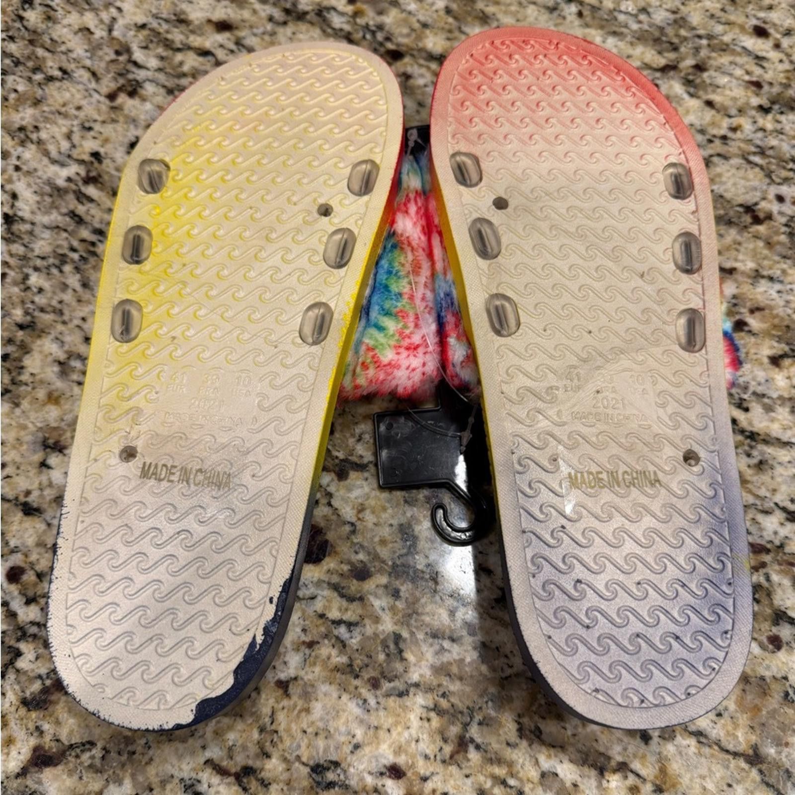 Seven 7 Seven tie dyed faux fur rainbow colored slides Size 10 Size US 10 / IT 40 - 7 Thumbnail