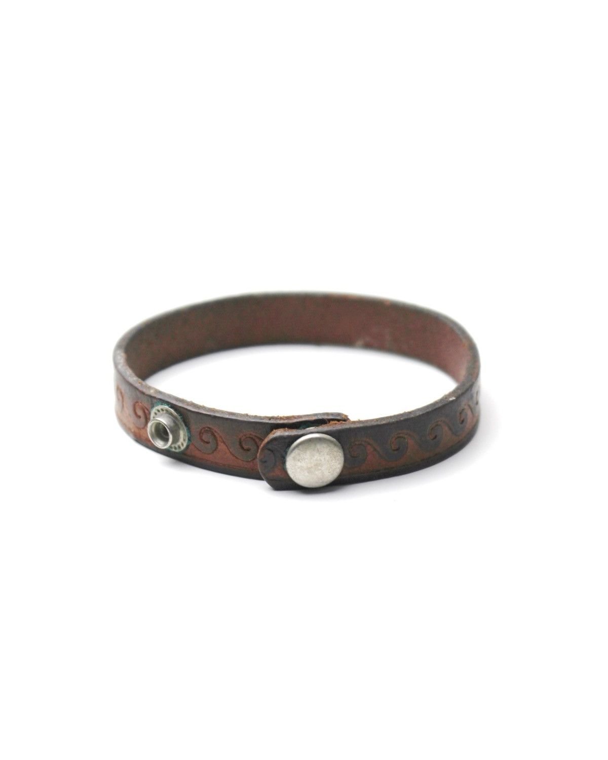 Vintage 2000S JAPANESE LEATHER BRACELET WITH WAVE PATTERN Size ONE SIZE - 3 Thumbnail