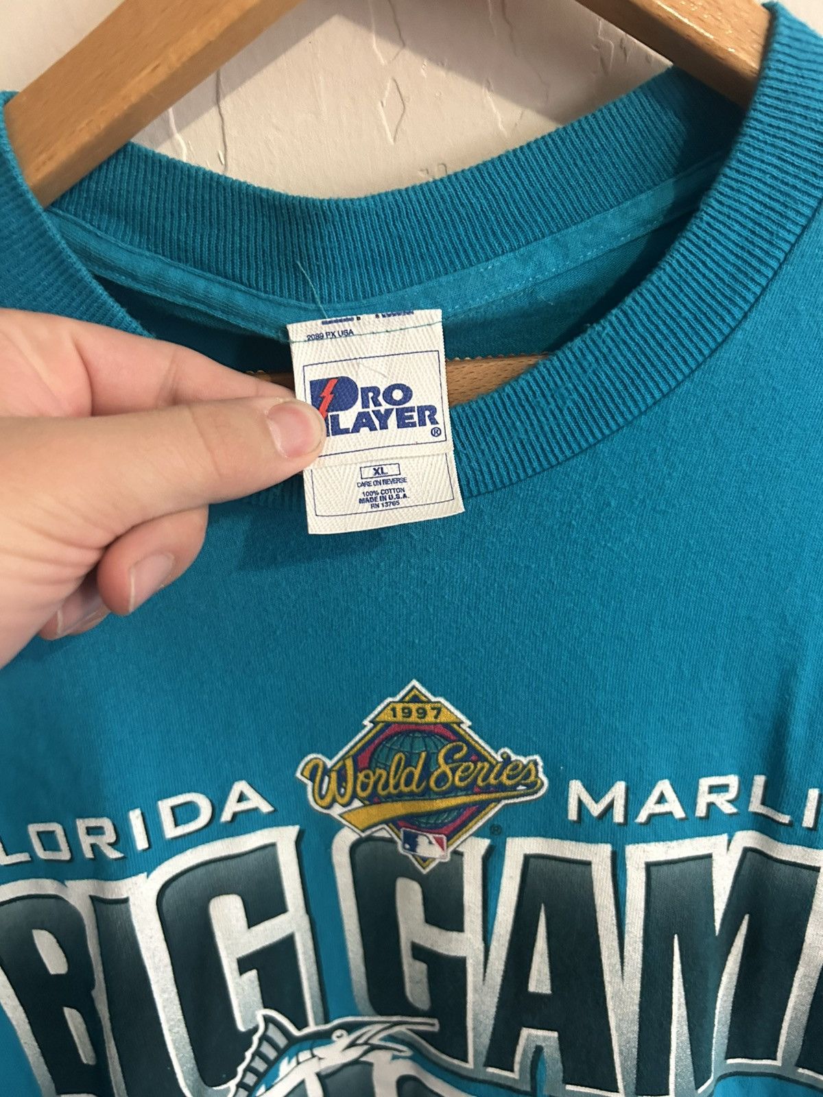 Pro Player 1997 Florida Marlins Big Game Fish World Series Shirt XL Size US XL / EU 56 / 4 - 2 Thumbnail