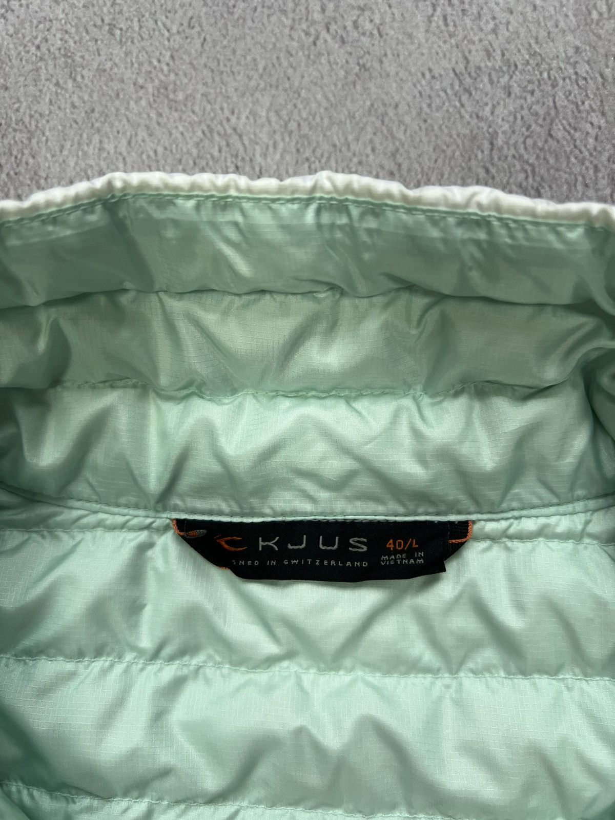 KJUS Kjus Neogen White Down Women’s Jacket Size L Size L / US 10 / IT 46 - 7 Thumbnail