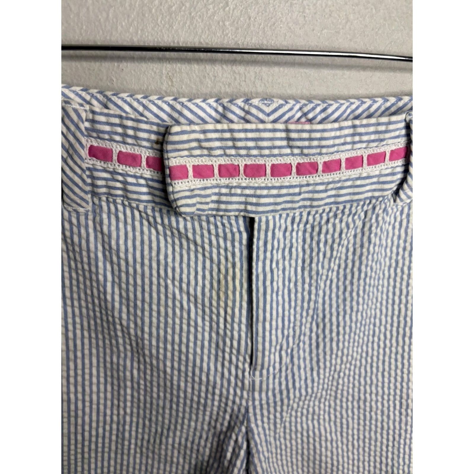 Lilly Pulitzer Lilly Pulitzer Shorts Womens 6 Bermuda Seersucker Blue White Striped Pink Trim Casual Size 28" / US 6 / IT 42 - 3 Thumbnail