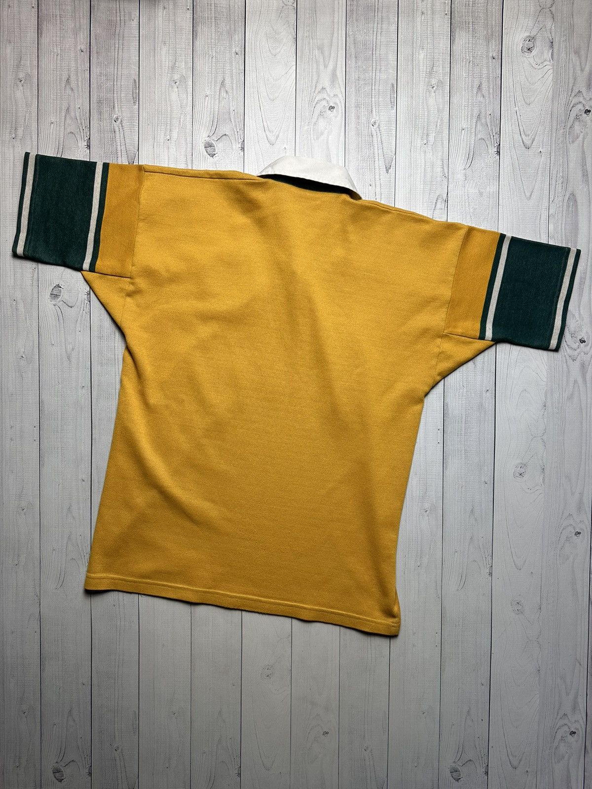 Canterbury of New Zealand × Vintage Vintage Australia rugby jersey Canterbury Vodafone size M Size US M / EU 48-50 / 2 - 7 Thumbnail