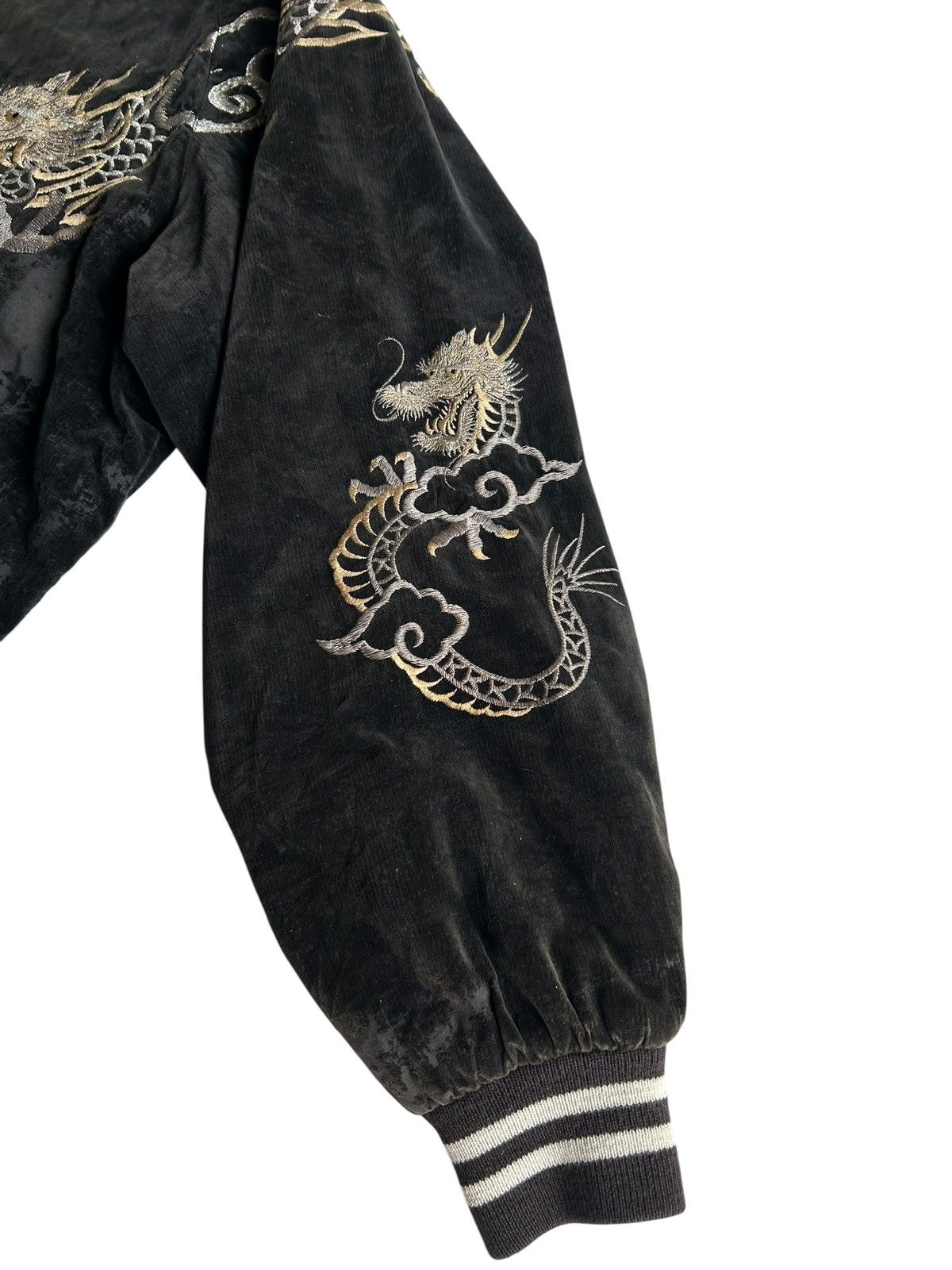 Japanese Brand THRASHED Vintage Sukajan Embroidery Sunfaded Jacket Size US XL / EU 56 / 4 - 8 Thumbnail