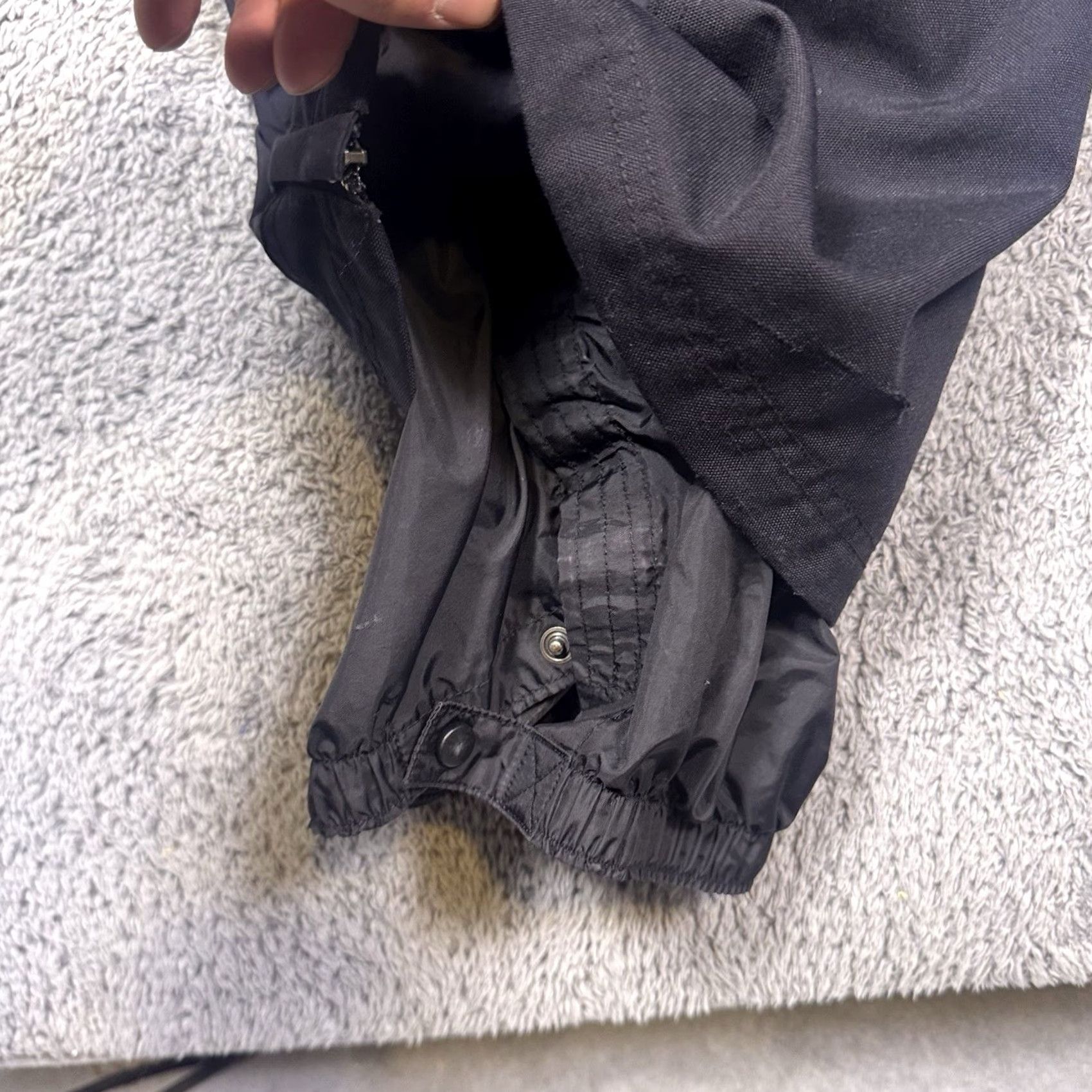 Vintage L.L. Bean Snow Pants Men's XL Black Snow Pants 0AAW8 Snowboard Ski Winter Snow Pants Mens XL Black Size US 36 / EU 52 - 7 Thumbnail