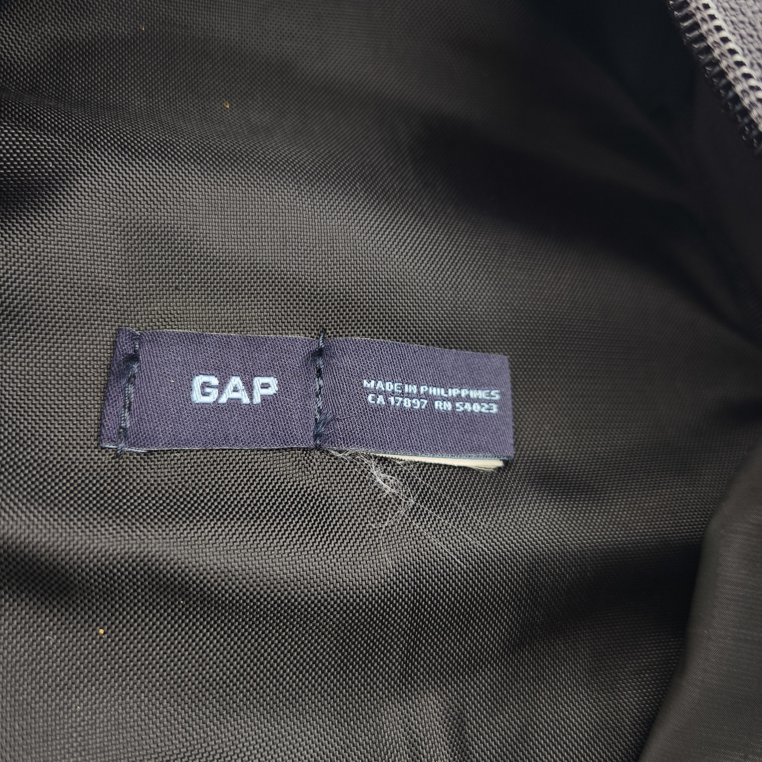 Gap Vintage GAP Military Crossbody Sling Bag Backpack Size ONE SIZE - 4 Thumbnail