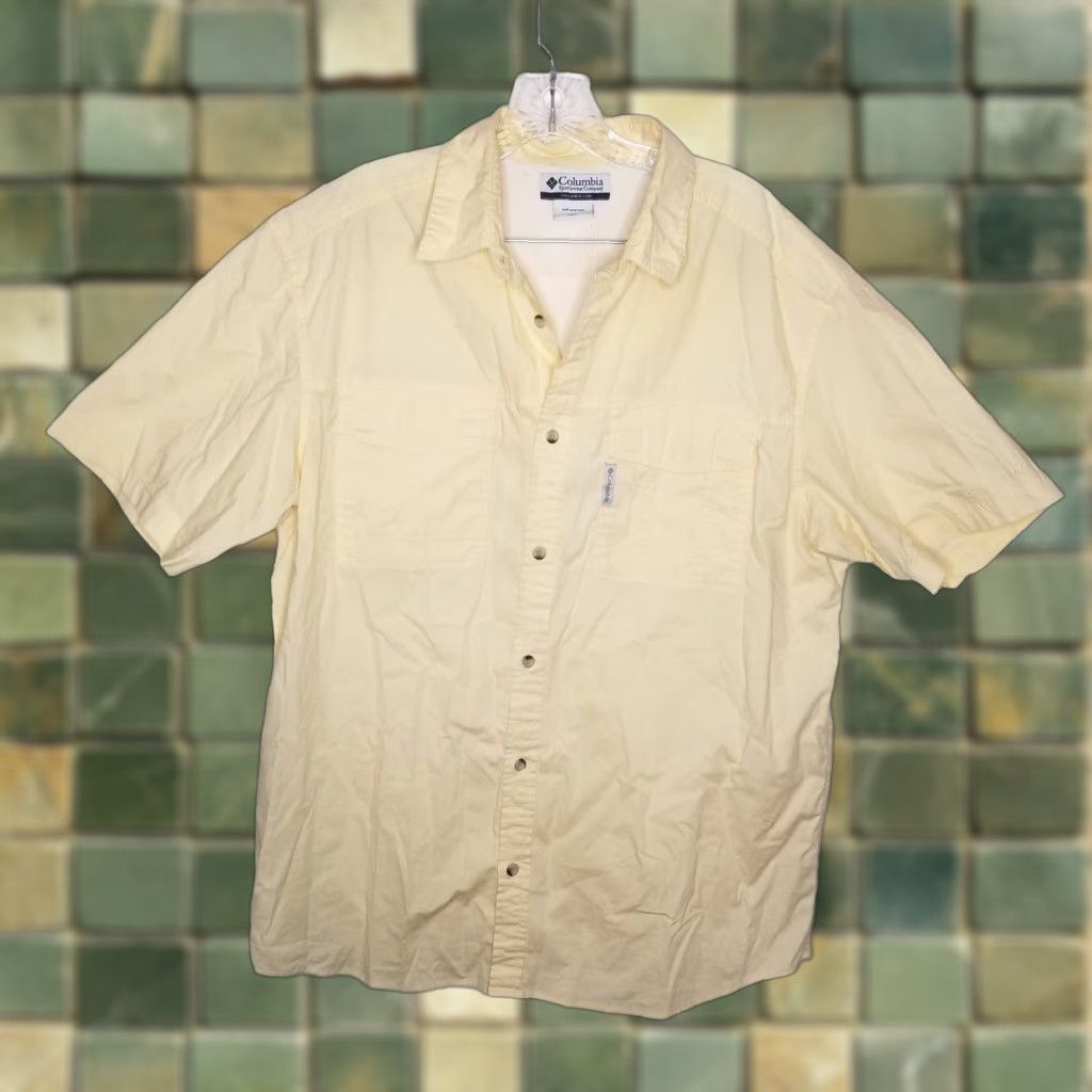 Vintage Columbia Shirt Men Short Sleeve Button-Up Outdoor Wear L Yellow Outdoor Mens Size US 33 - 1 Thumbnail
