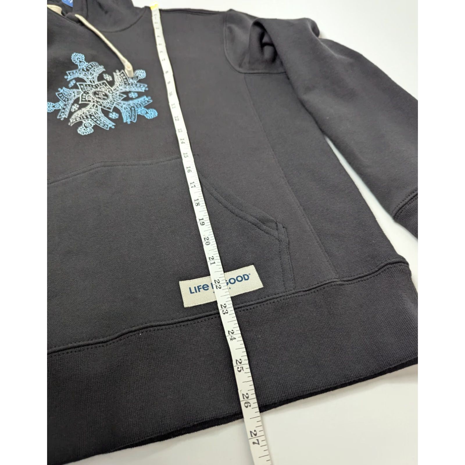 Life is Good VINTAGE Life is Good Hoodie Black Small Women's Snowflake Simply True Fleece Pullover Oversized Modern Everyday Activewear Size S / US 4 / IT 40 - 5 Thumbnail