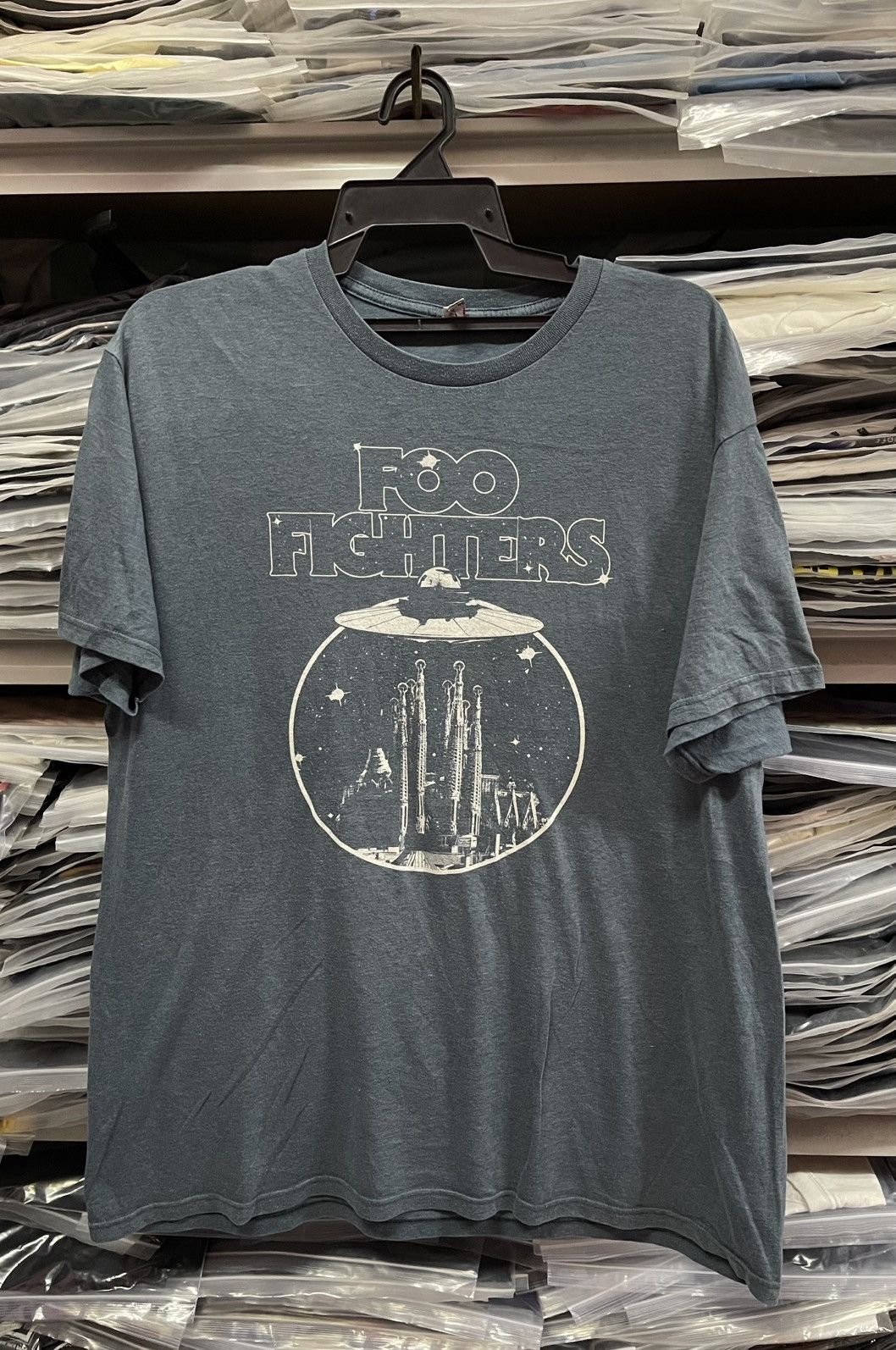 Band Tees Vintage Band Tees Foo Fighters🔥🔥🔥 Size US XL / EU 56 / 4 - 1 Thumbnail
