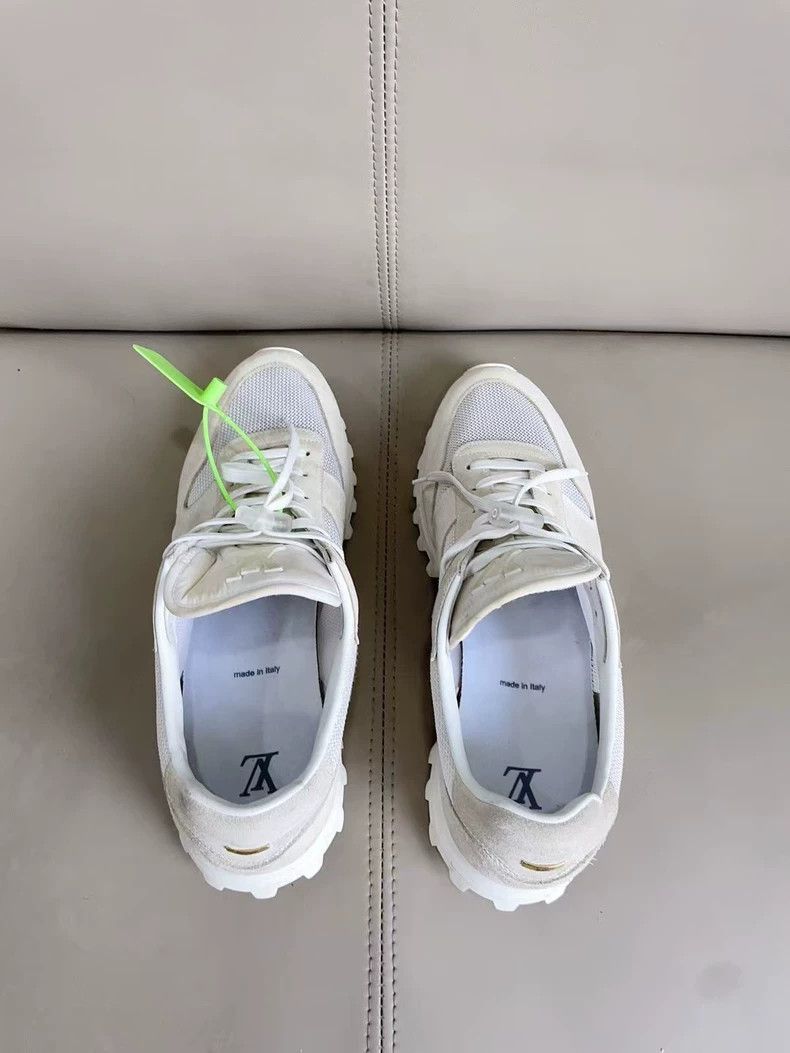 Louis Vuitton Louis Vuitton Louis Vuitton LV Runner Sneakers in White an Size US 10.5 / EU 43-44 - 4 Thumbnail