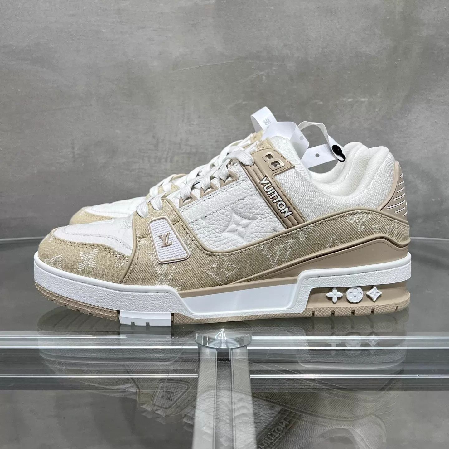 Louis Vuitton LV Trainer Beige Denim UK4.5/38.5 New with Box Size US 8 / IT 38 - 3 Thumbnail