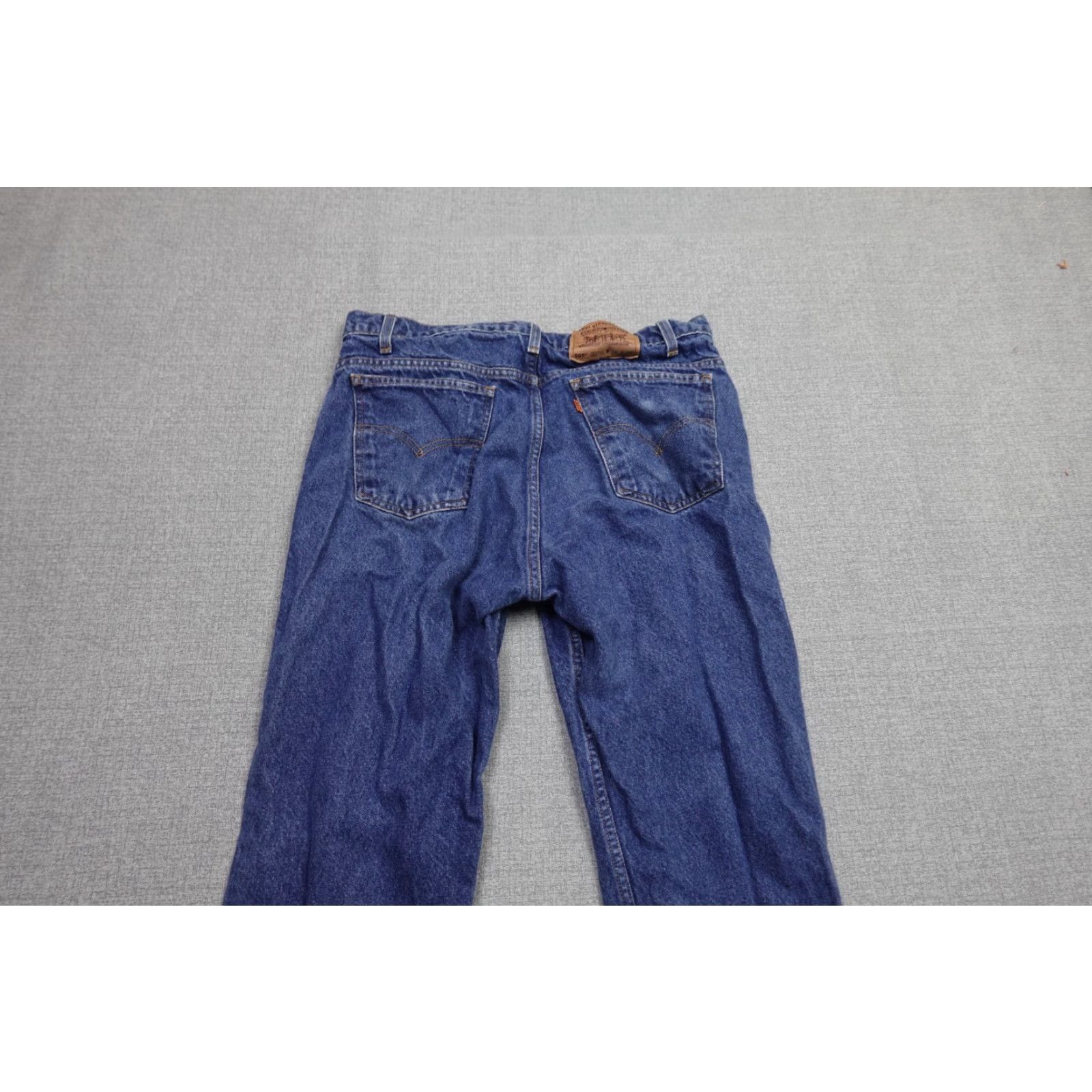 Levi's VINTAGE Levi's 505 Jeans Men 36x27 Blue Light Wash Orange Tab 90s Distressed Hem Levi's 505 Jeans Men 36x27 Blue Light Wash Distressed Hem 90s Size US 36 / EU 52 - 5 Thumbnail